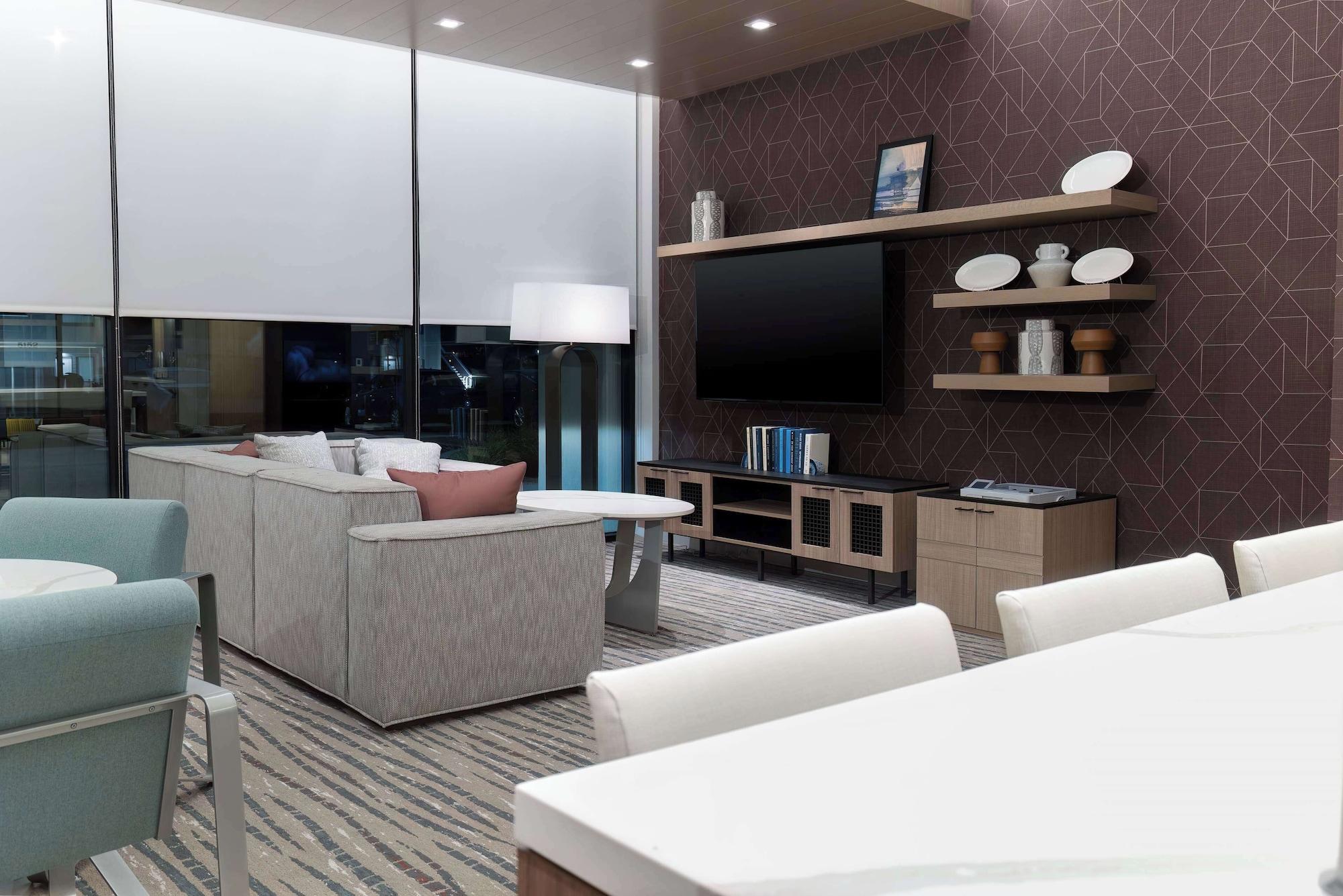 Vista Lobby Homewood Suites by Hilton Cypress Orange County