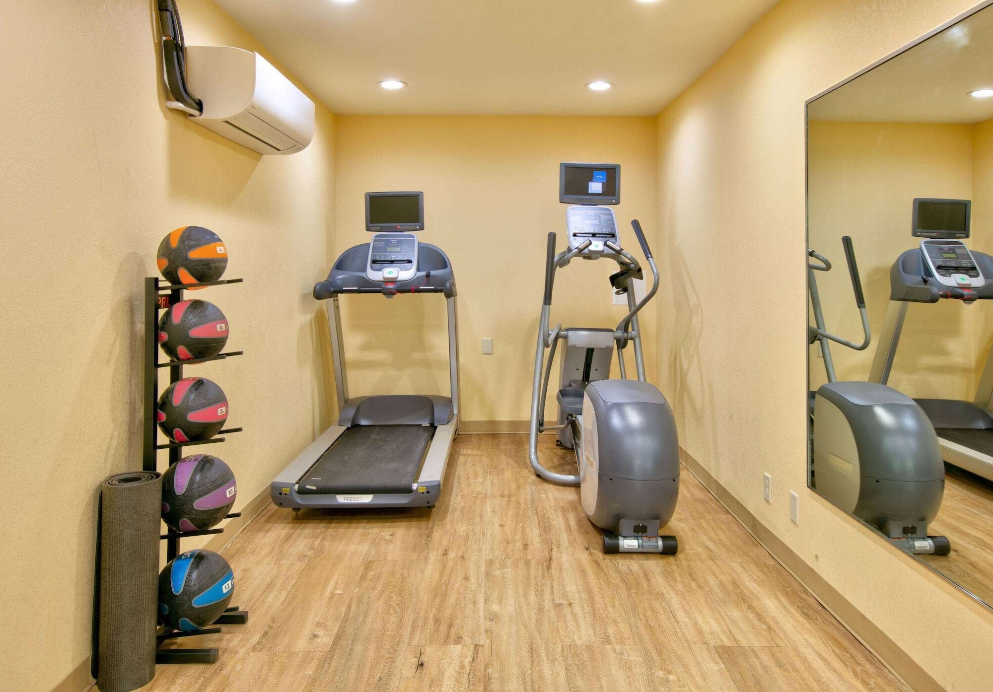 Gimnasio Days Inn by Wyndham Batesville