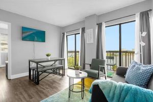 Alquiler Vacacional - Trendy & modern condo -Rollercoaster view!