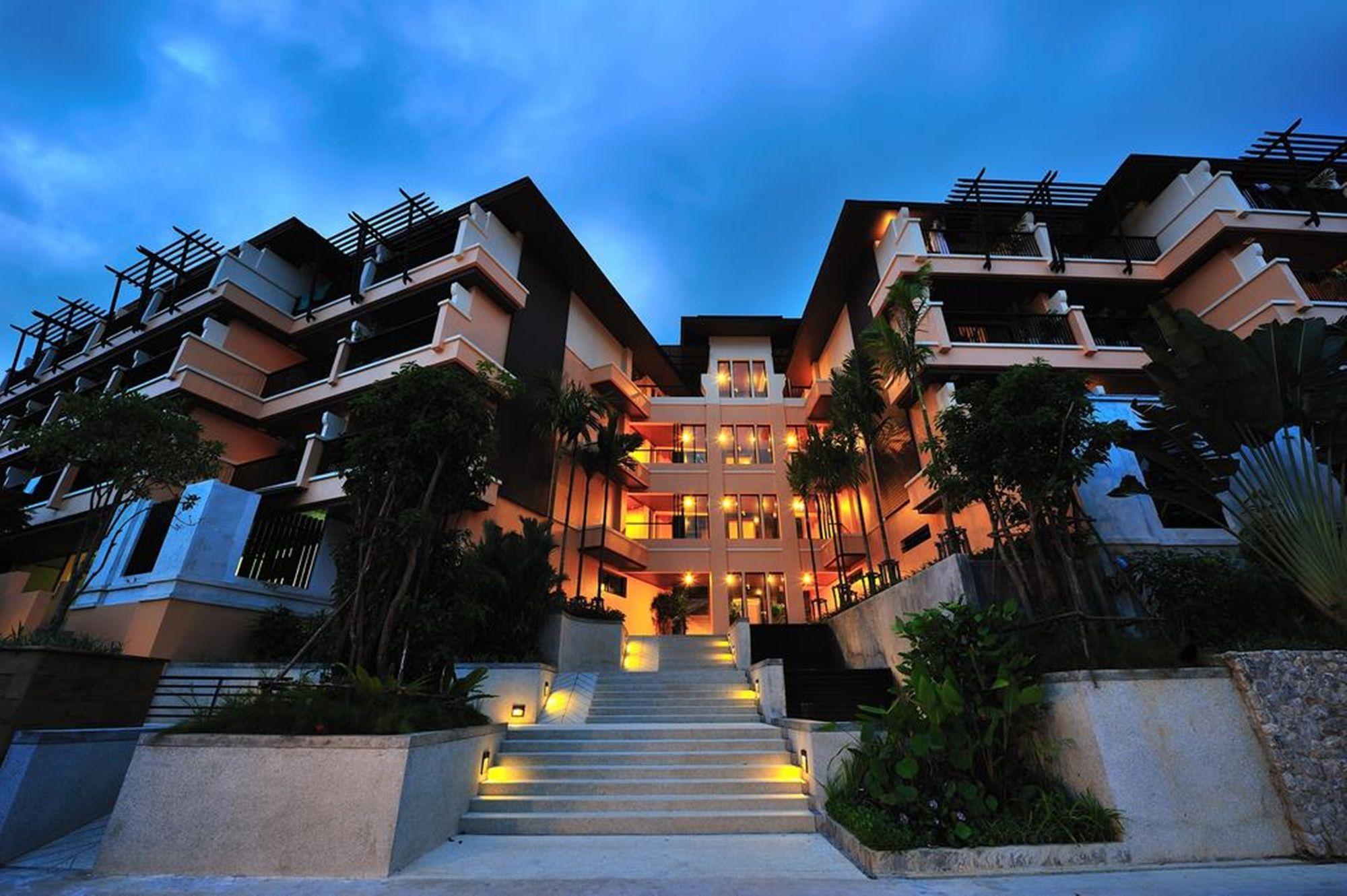 Vista do lobby Aonang Cliff Beach Resort