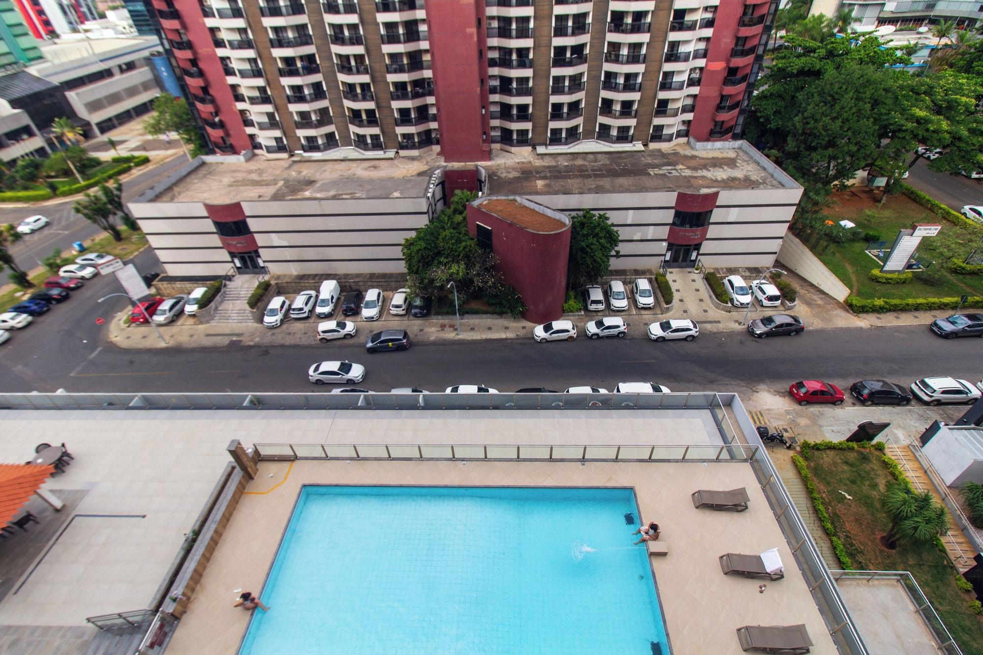 Varios Hotel Garvey   Joelflats