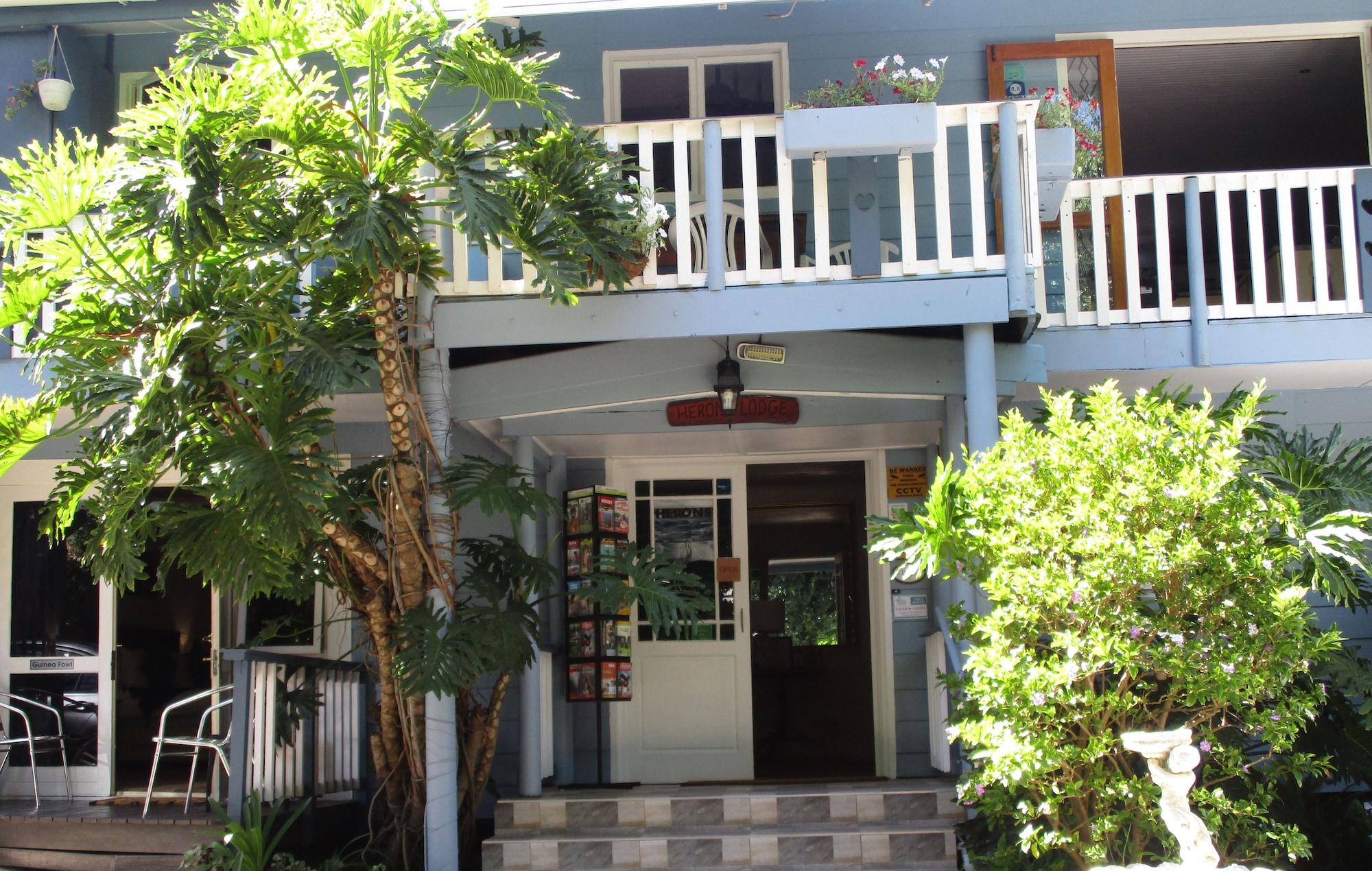 Vista Exterior Knysna Herons Guest House