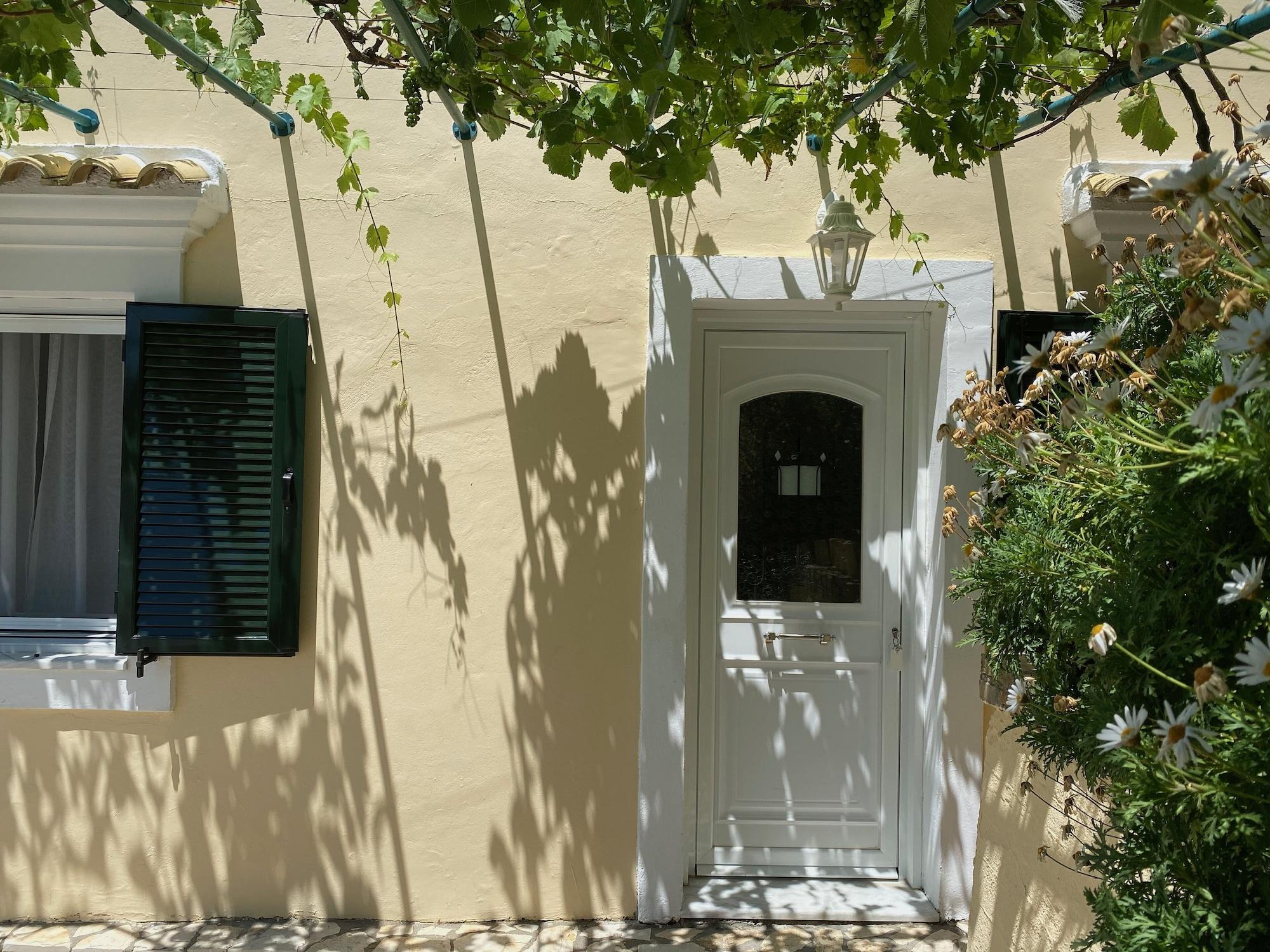 Vista Exterior Sebastians Family Hotel & Taverna