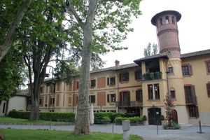 Alojamiento - Villa Scati