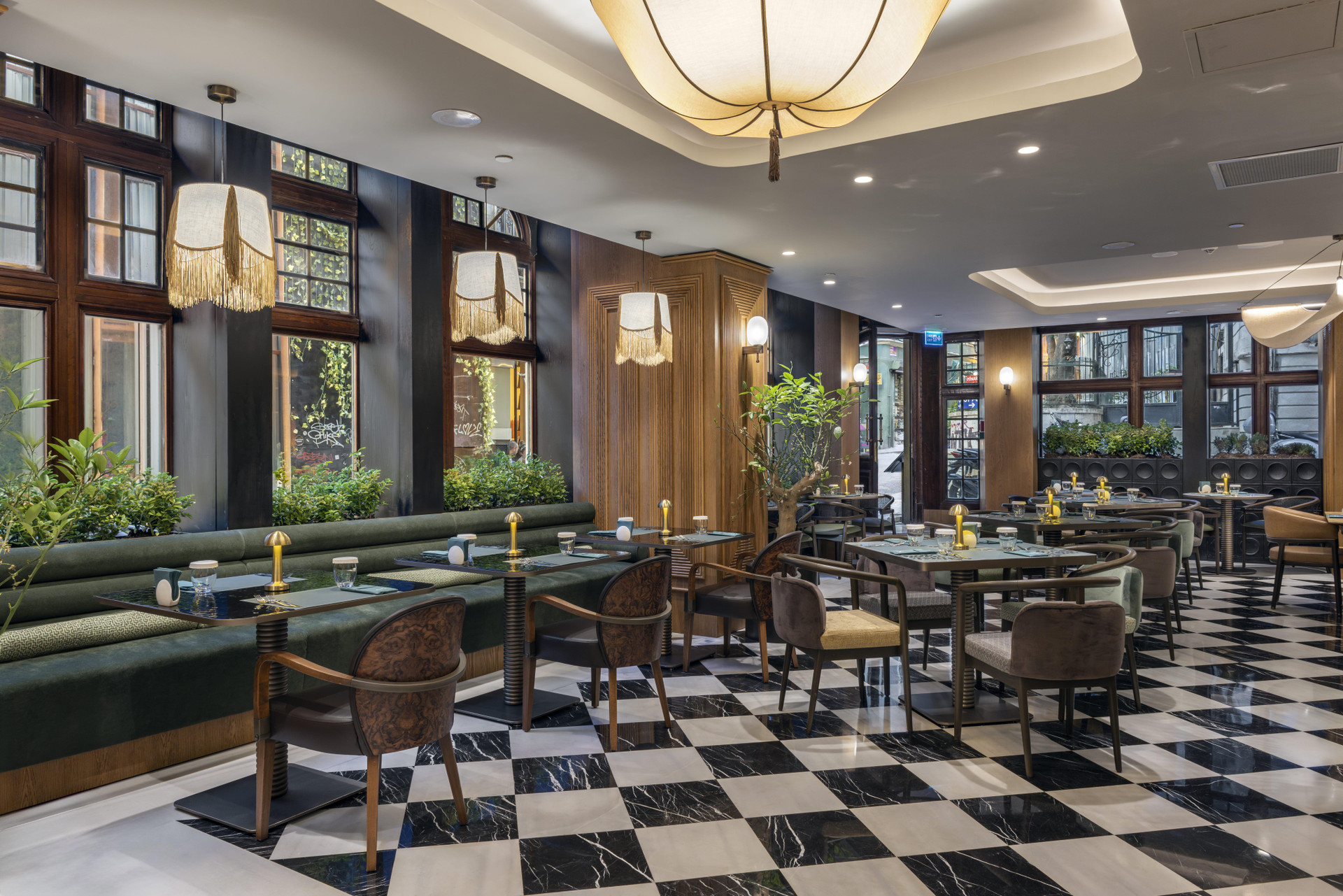 Restaurant Palazzo Donizetti Istanbul, Tapestry Collection by Hilton