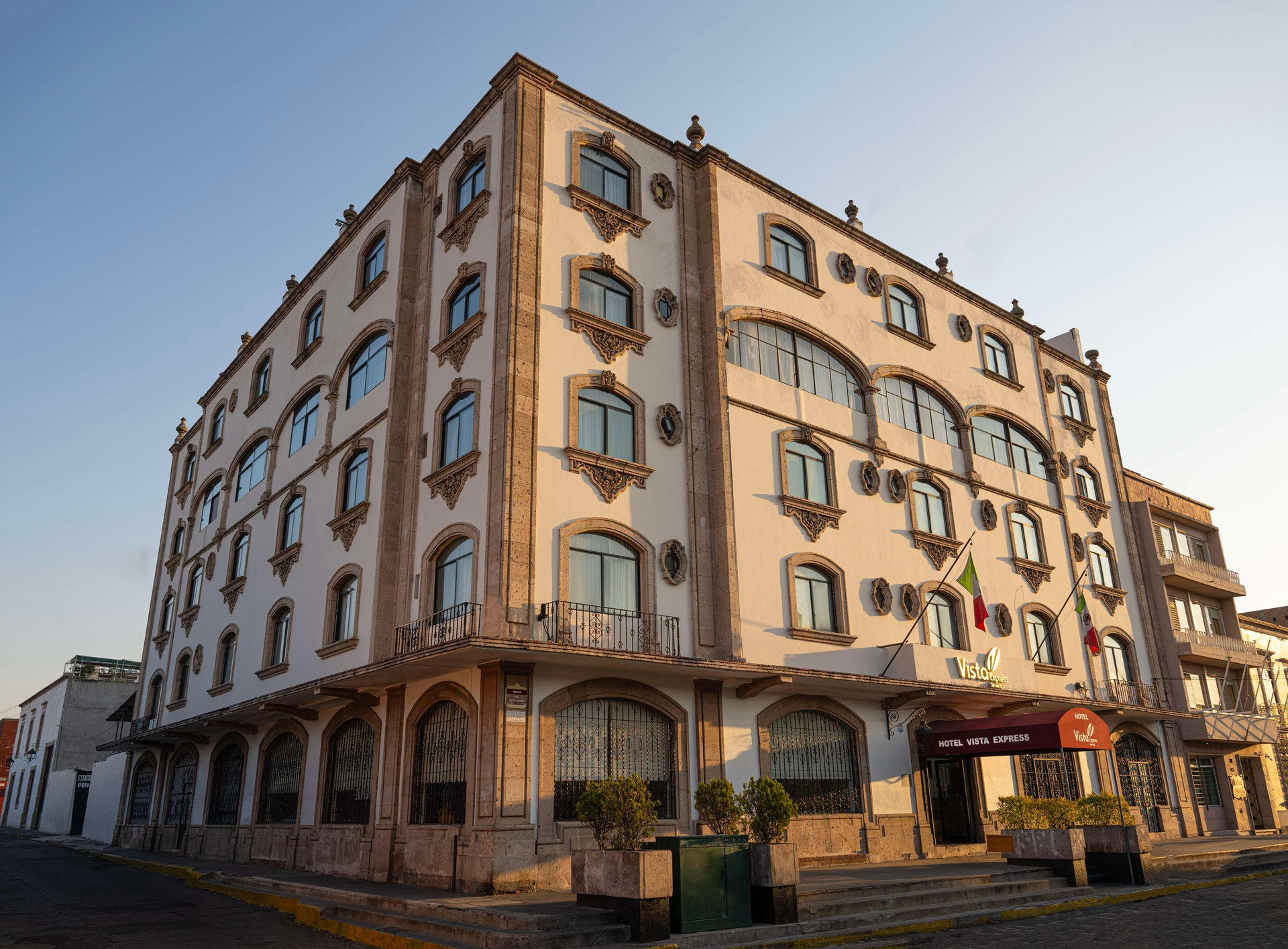 Vista Exterior Hotel Vista Express Morelia By Arriva Hospitality Group