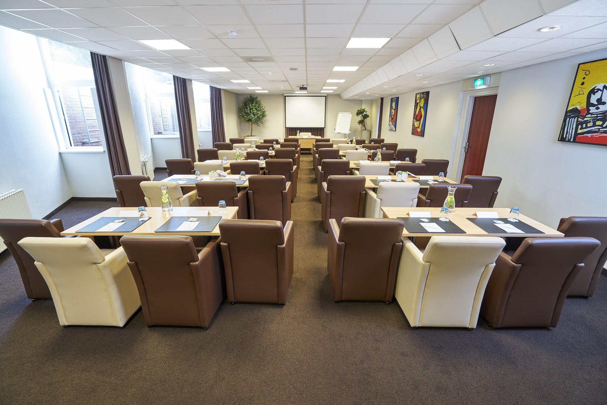 Centro de Negocios Tulip Inn Hilversum Mediapark