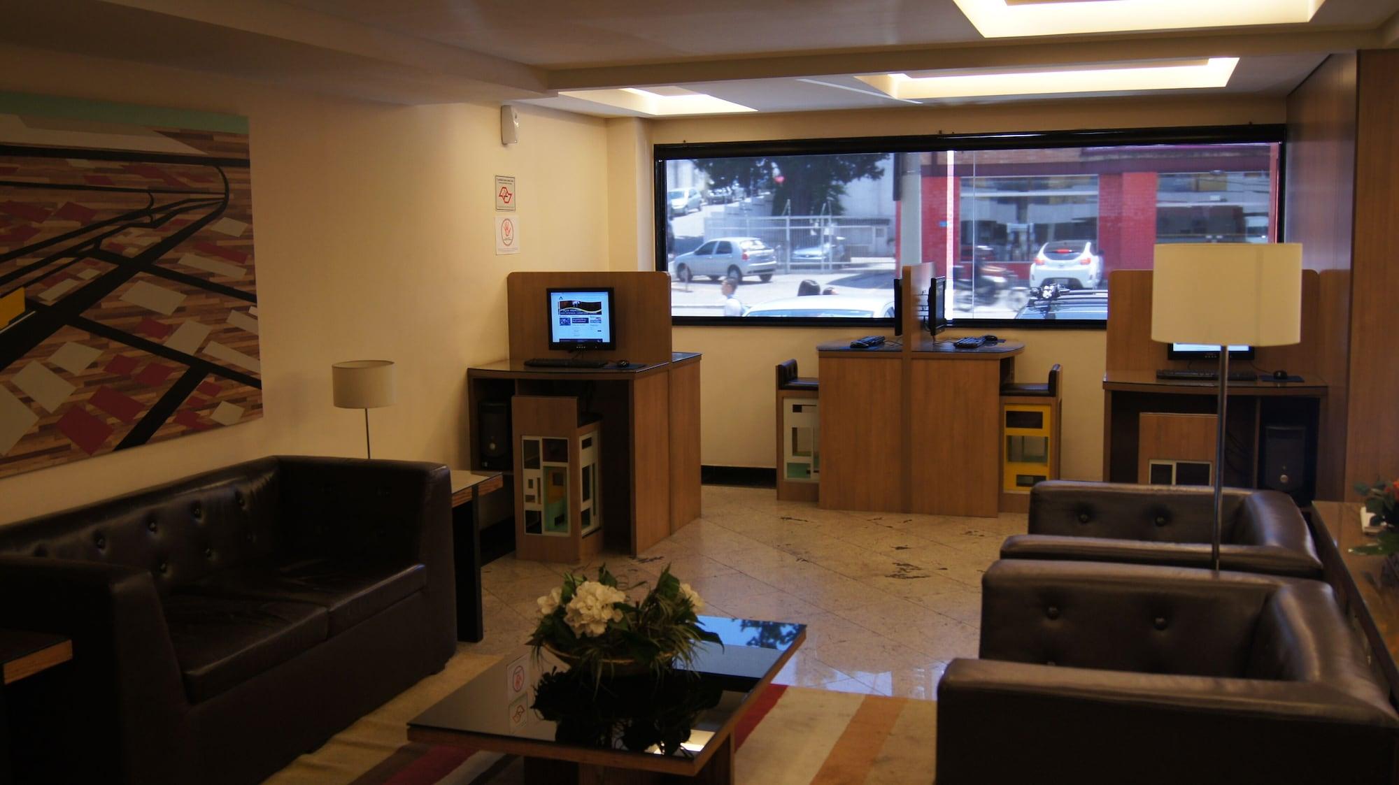 Vista Lobby Astro Hotel