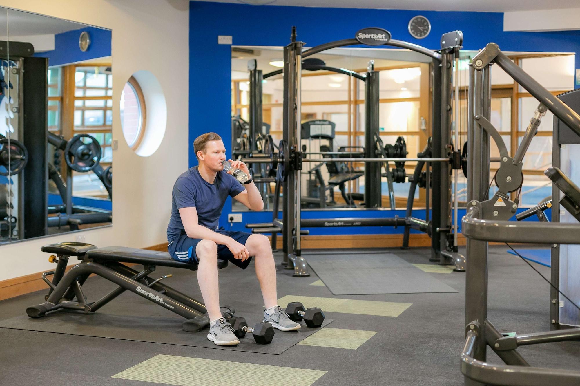 Gimnasio Cedar Court Wakefield