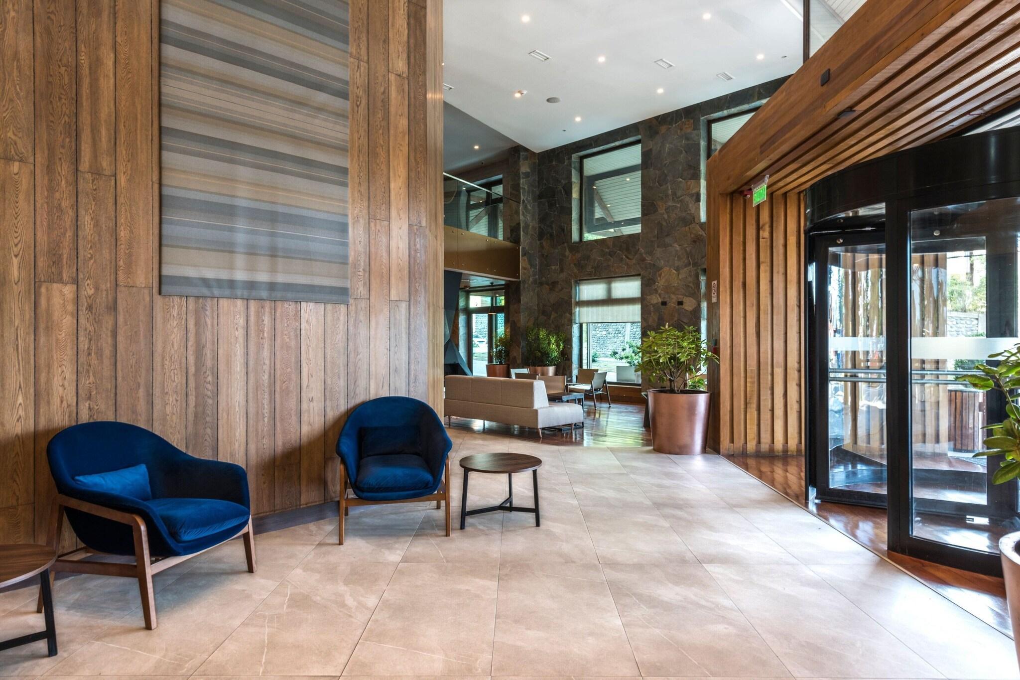 Vista Lobby Courtyard by Marriott Puerto Montt