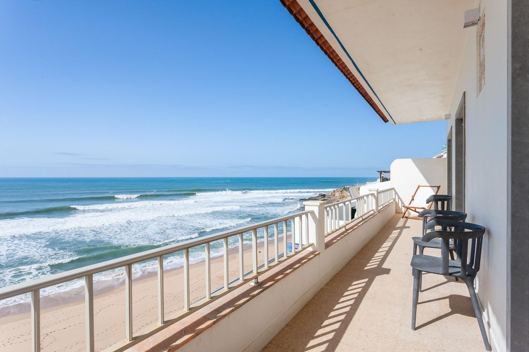Varios Blue Buddha Beach Rooms & Suites