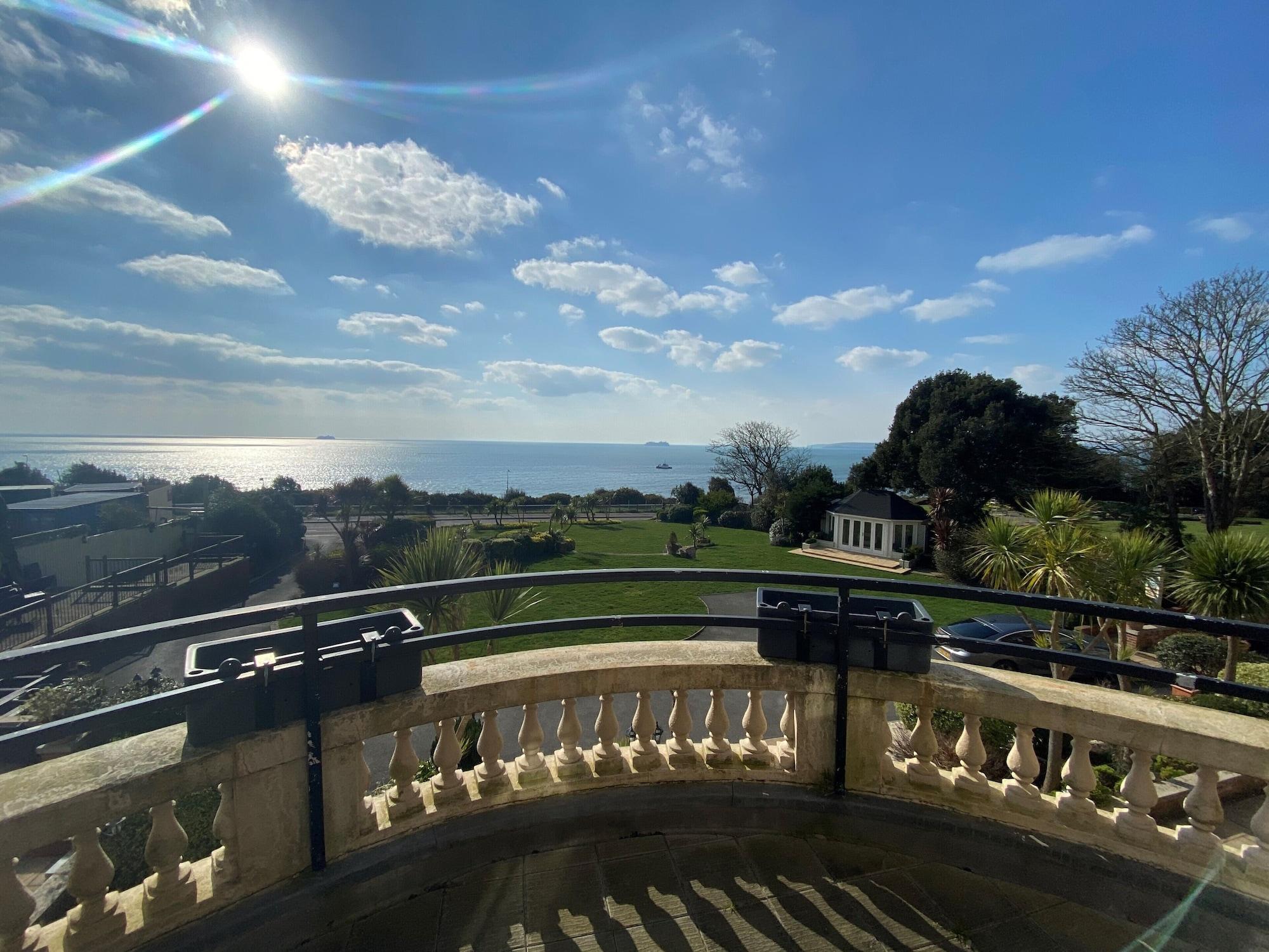 Bar/Salón Hotel Miramar