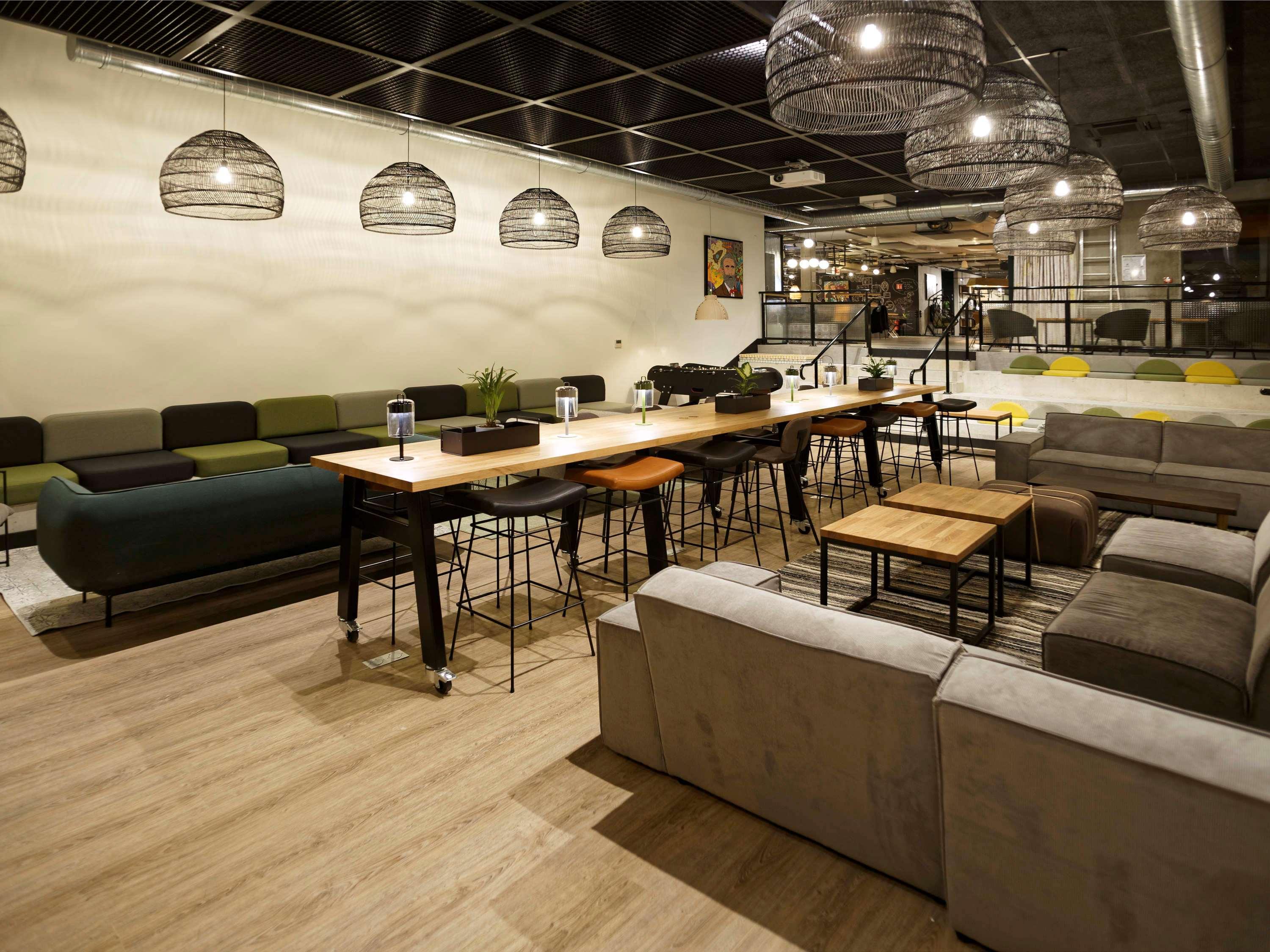 Vista Lobby ibis Styles Amiens Centre