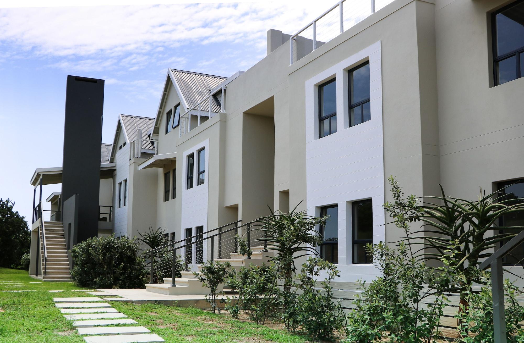 Vista Exterior Apartments on The Eighteenth