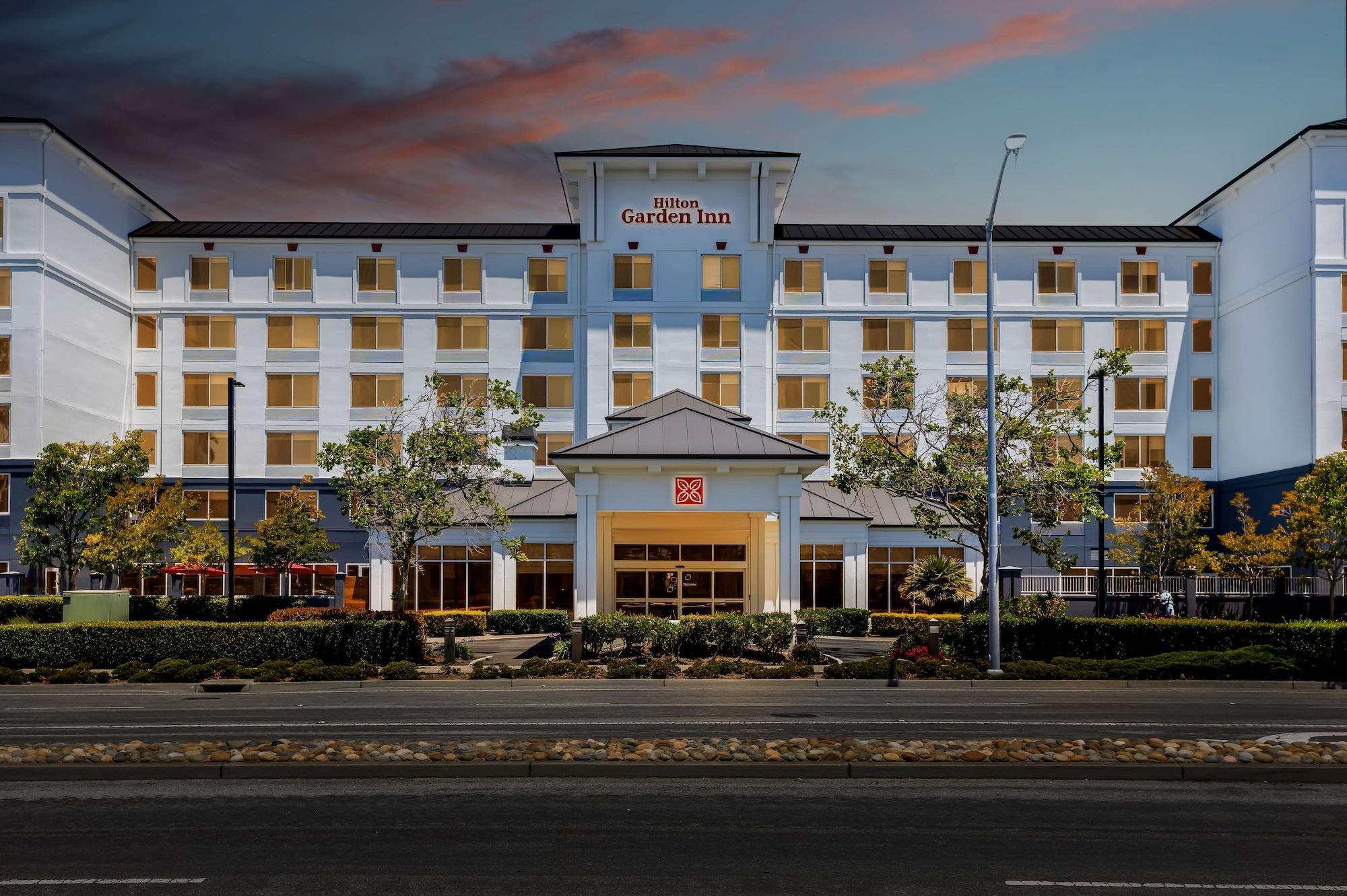 Vista Exterior Hilton Garden Inn San Mateo