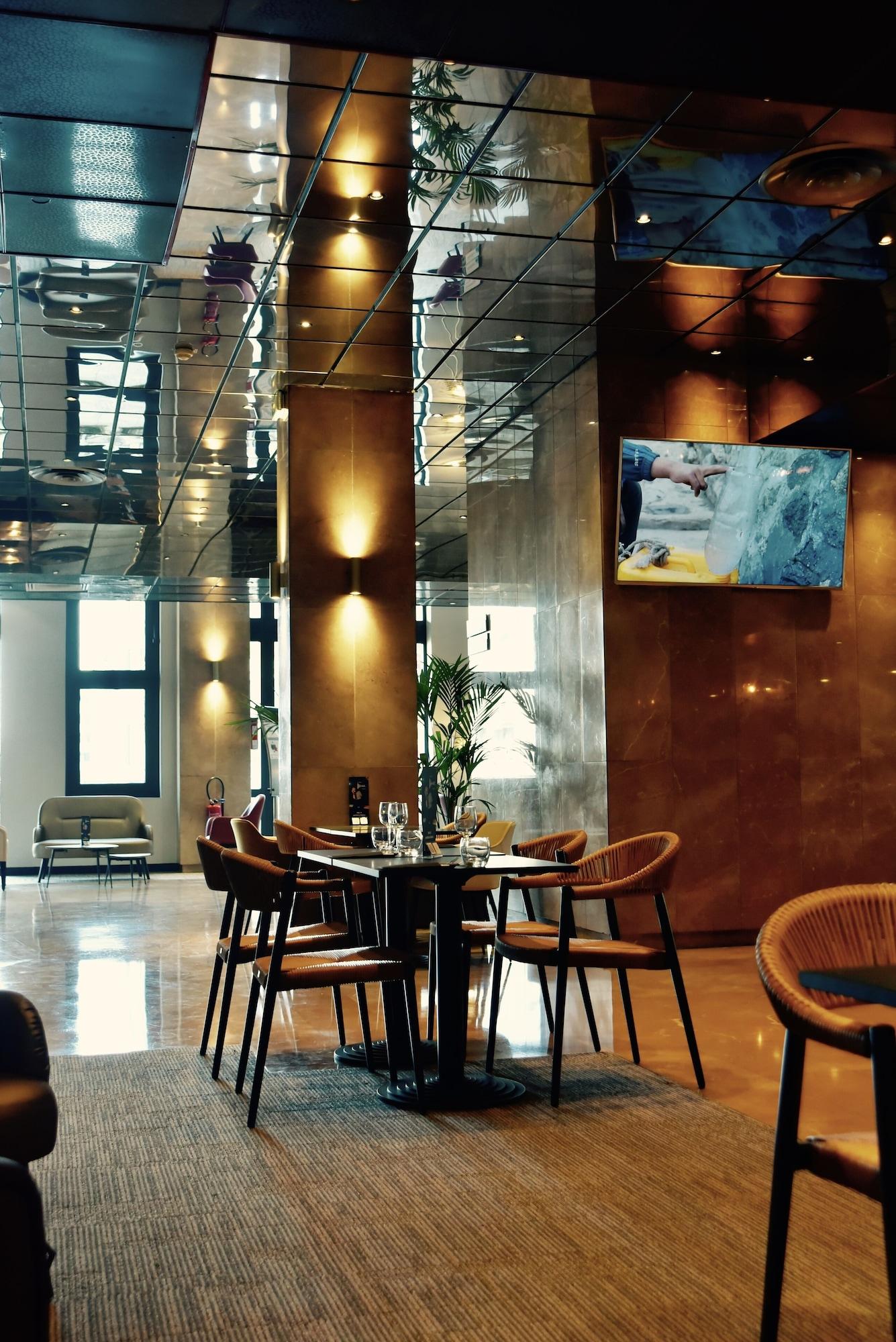 Restaurant ibis Paris Porte De Bercy