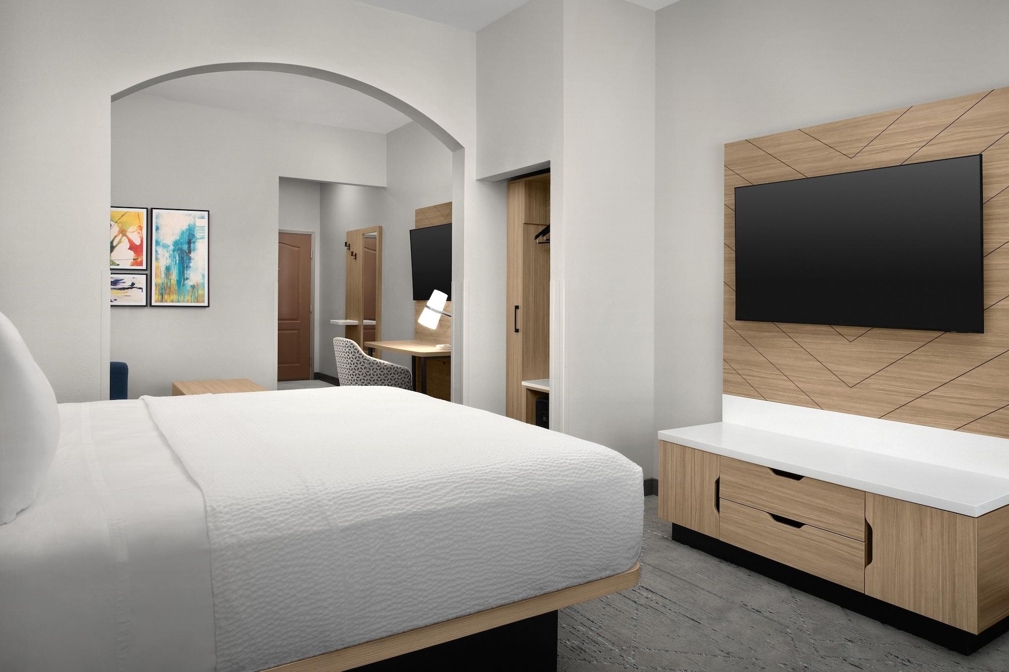 Habitación Holiday Inn Express Hotel & Suites DFW West - Hurst by IHG