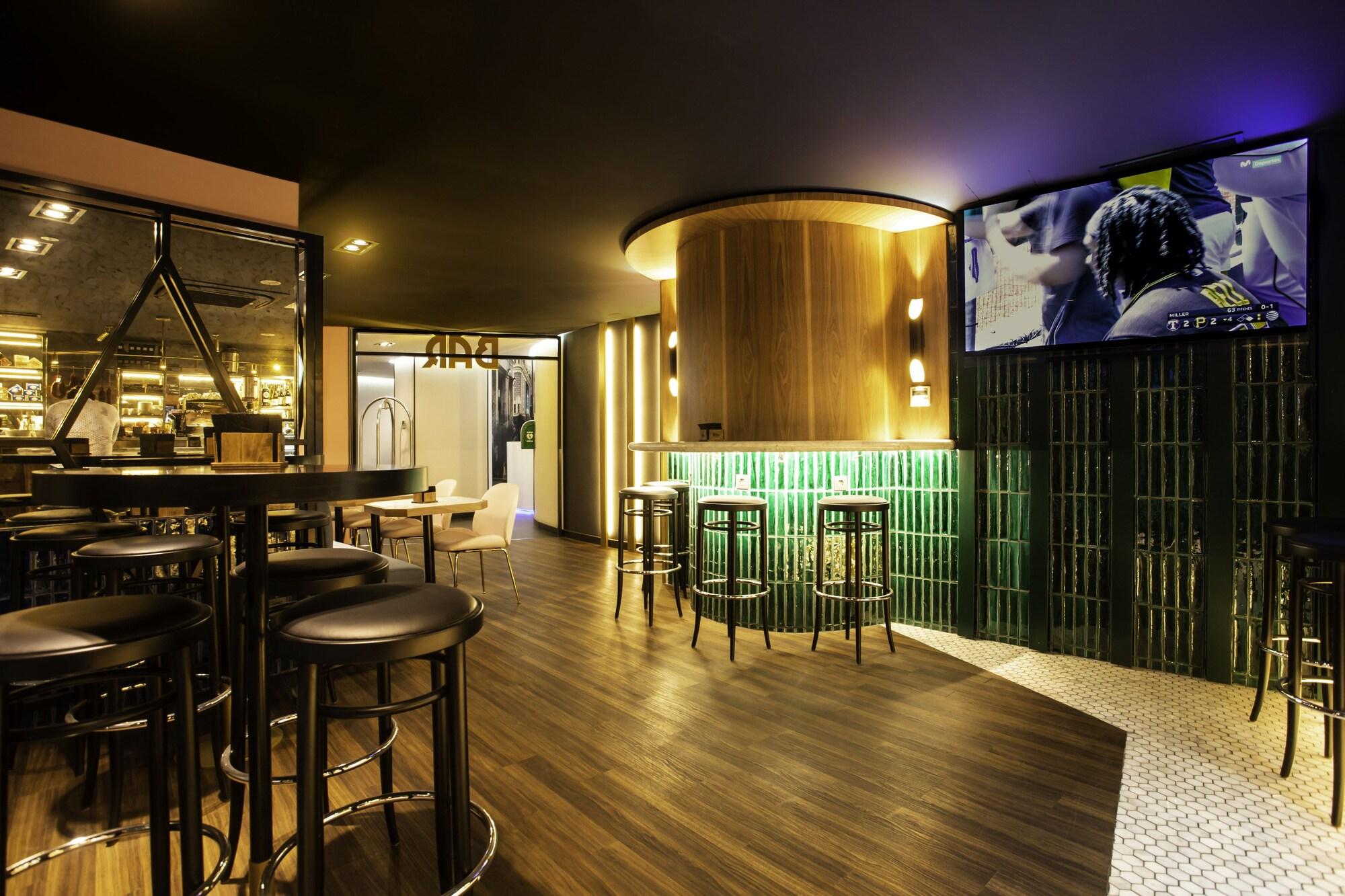 Bar/Salón Hotel Indigo Madrid - Gran Via by IHG