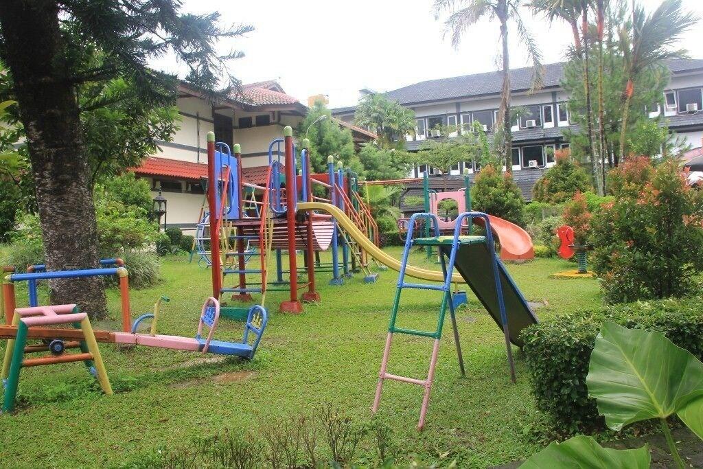 Instalaciones Recreativas Parama Hotel Puncak