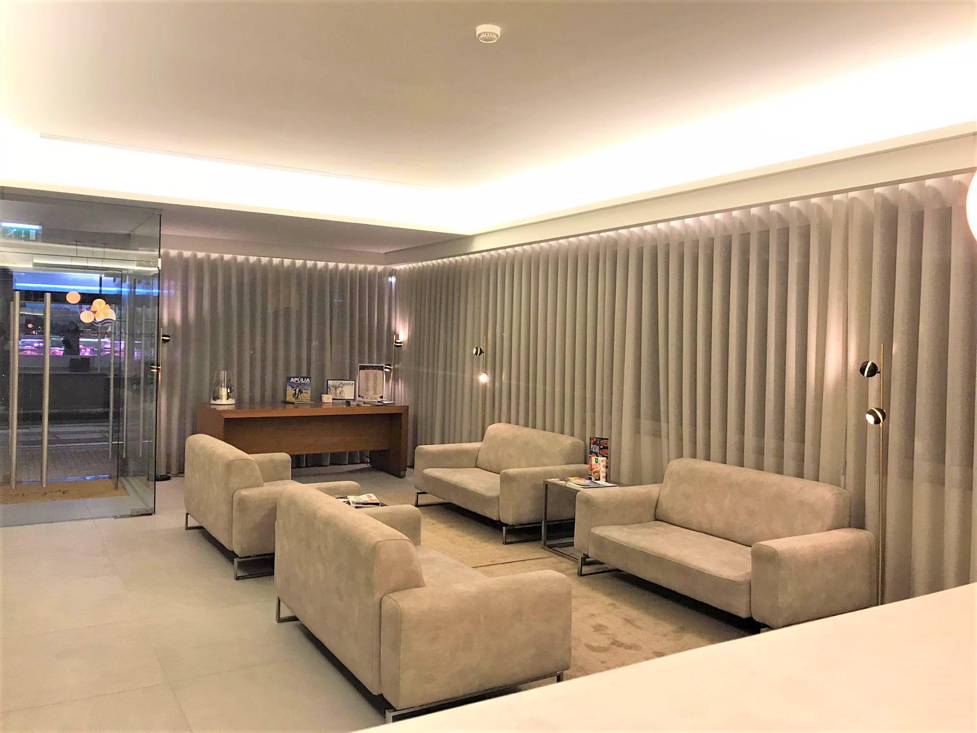 Vista Lobby Apulia Praia Hotel