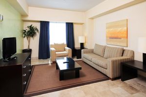 Alojamiento - Holiday Inn Uruapan by IHG