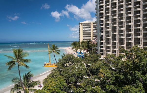 Moana Surfrider, A Westin Resort & Spa, Waikiki Beach