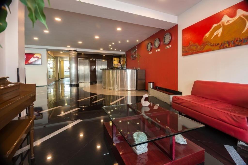 Varios Hotel Rey Palace