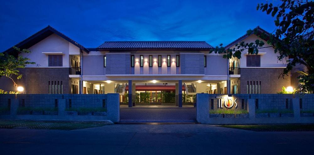 Varios Hotel Ilos