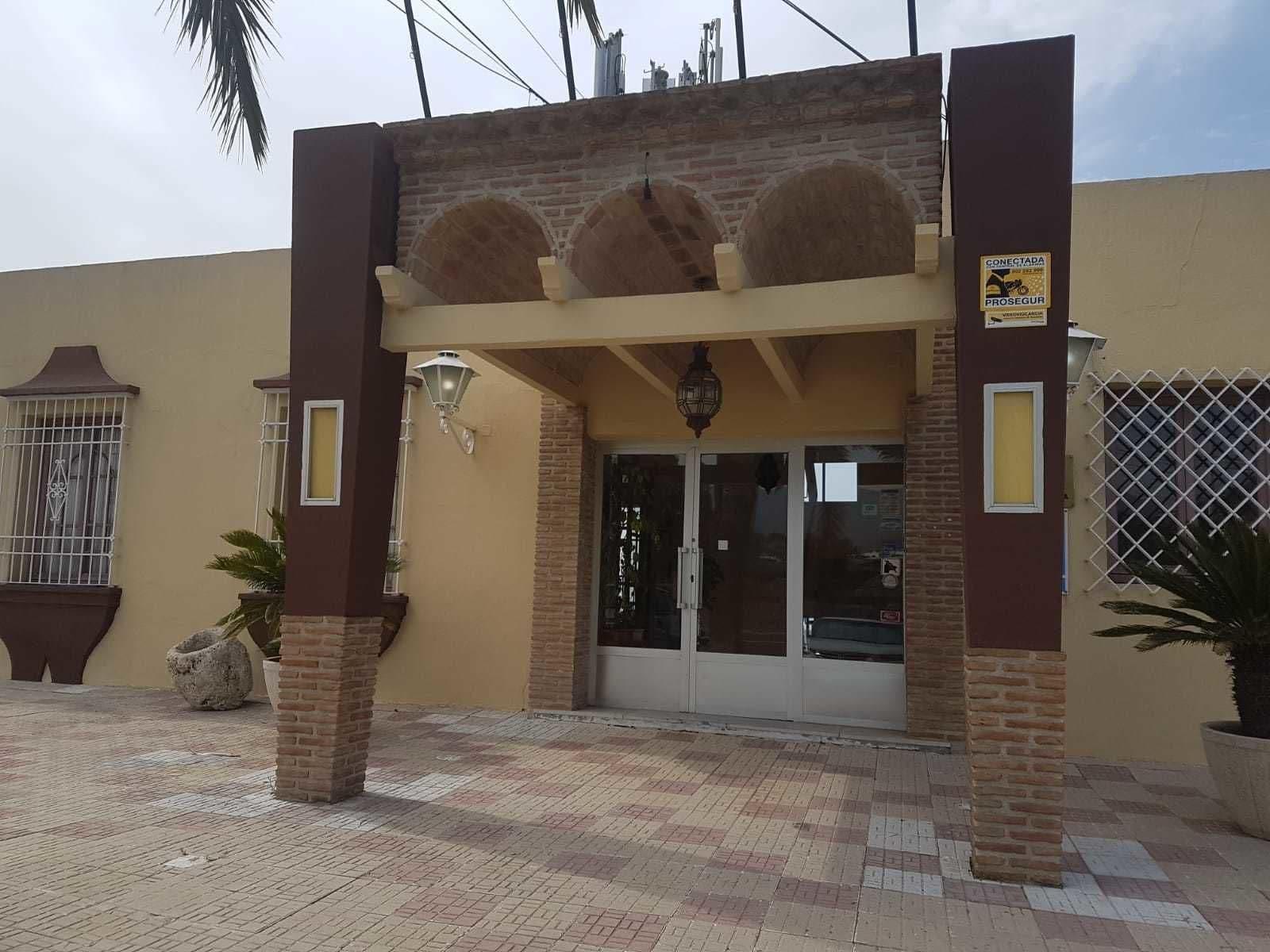 Vista Exterior Hotel Salambina