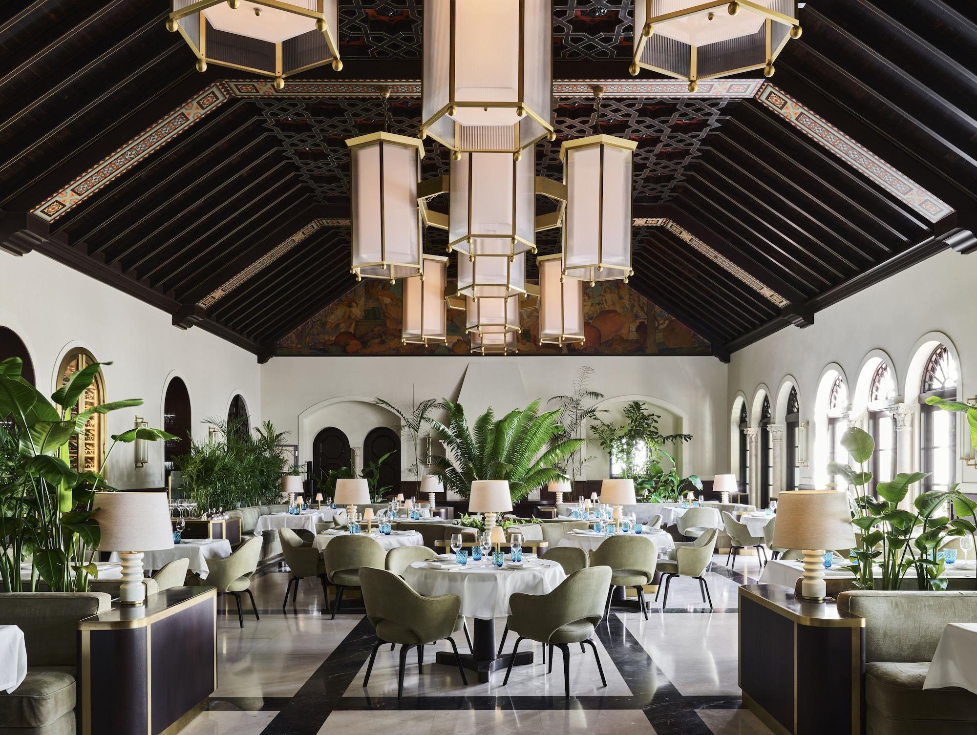 Restaurant Four Seasons Hotel at The Surf Club