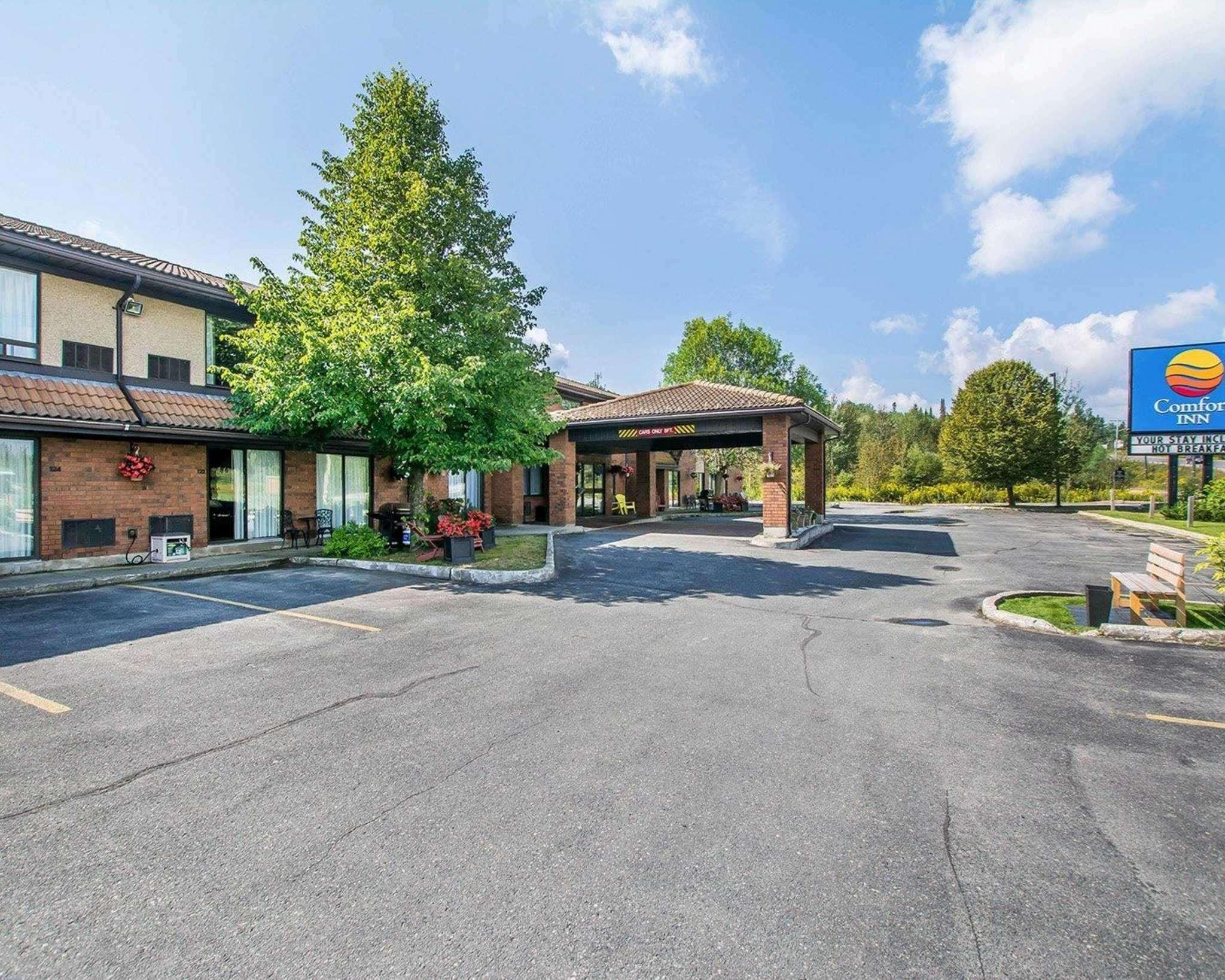 Varios Comfort Inn Kirkland Lake