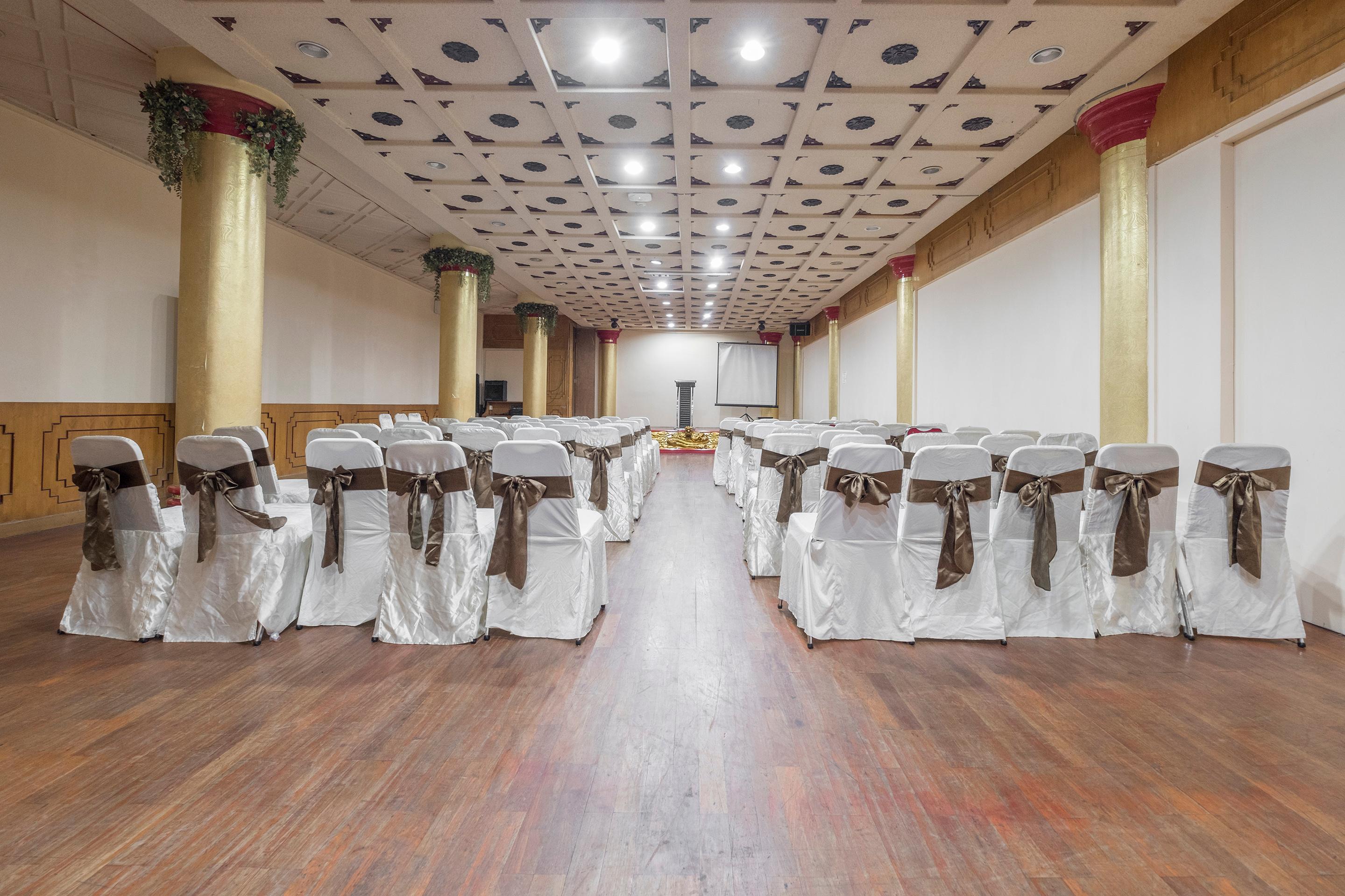 Sala de Reuniones OYO 821 Hotel Dinasti