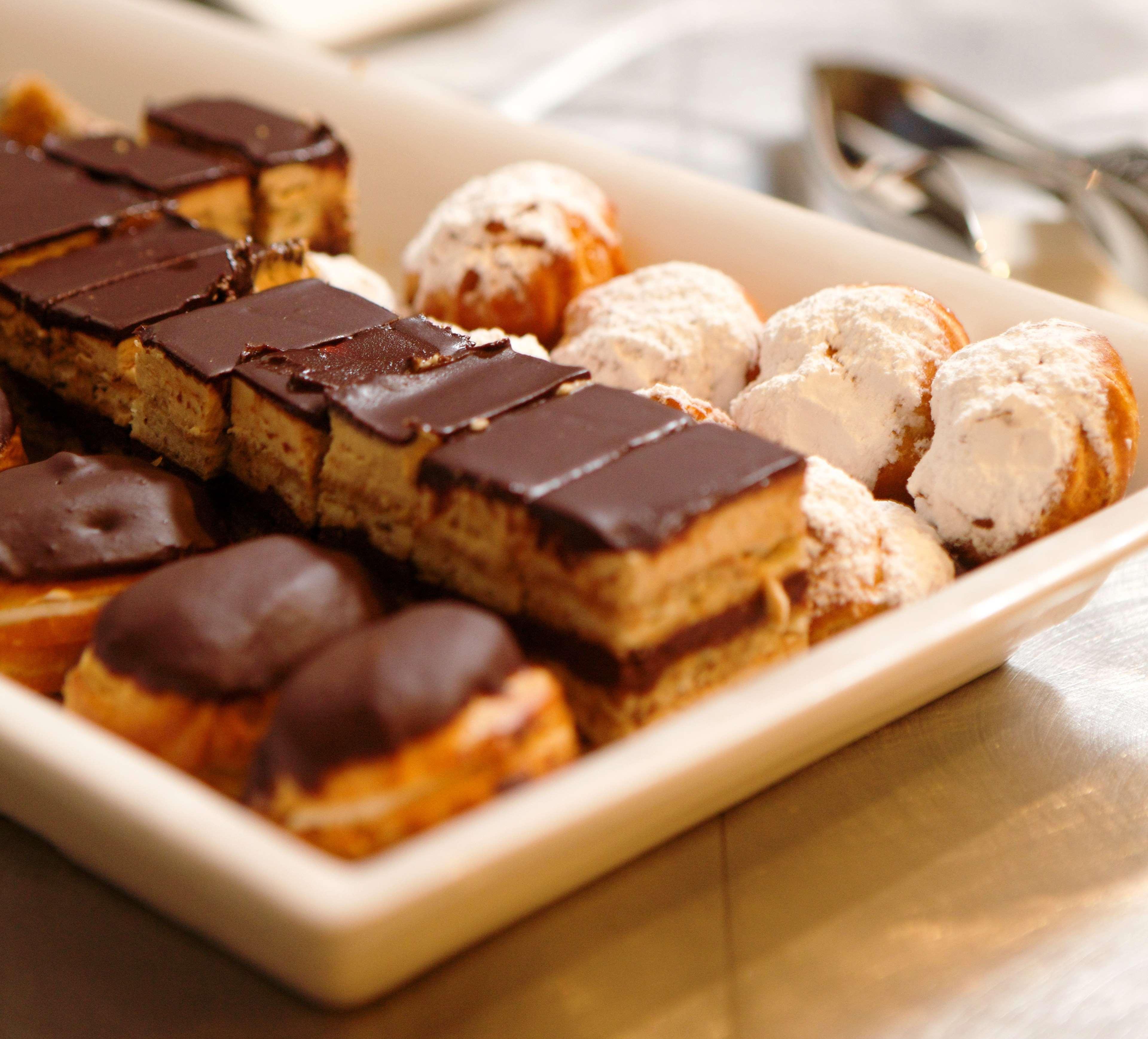 Restaurant DoubleTree Suites by Hilton Raleigh - Durham