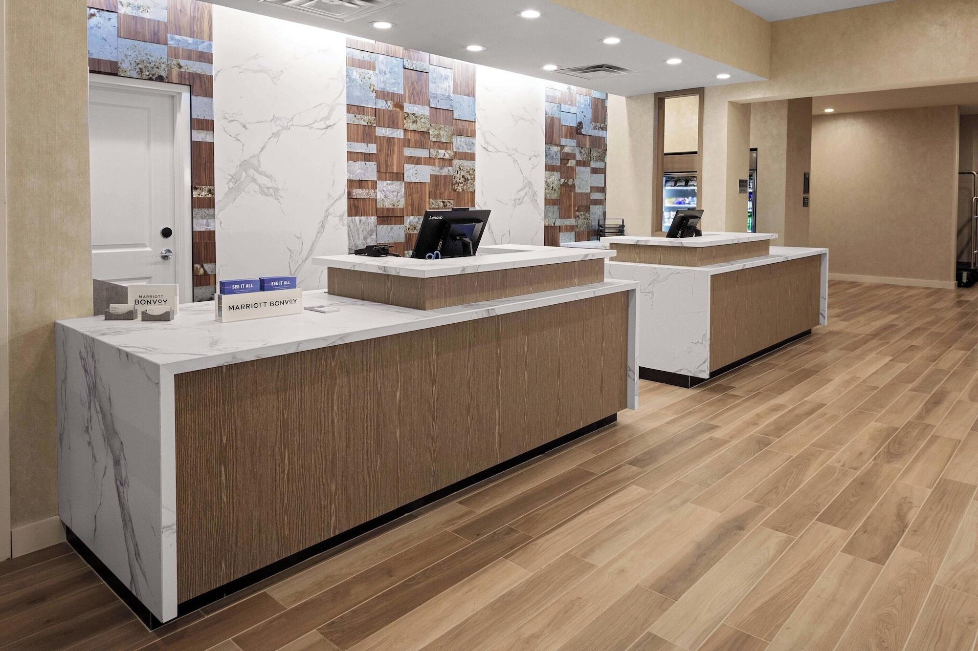 Vista Lobby Residence Inn by Marriott Tuscaloosa