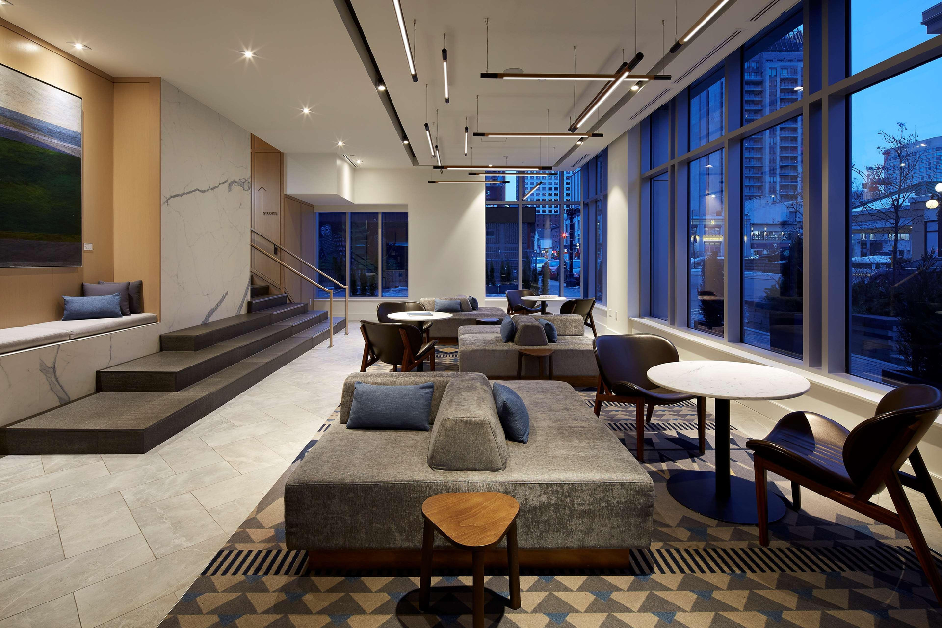 Vista Lobby ANDAZ OTTAWA BYWARD MARKET, BY HYATT
