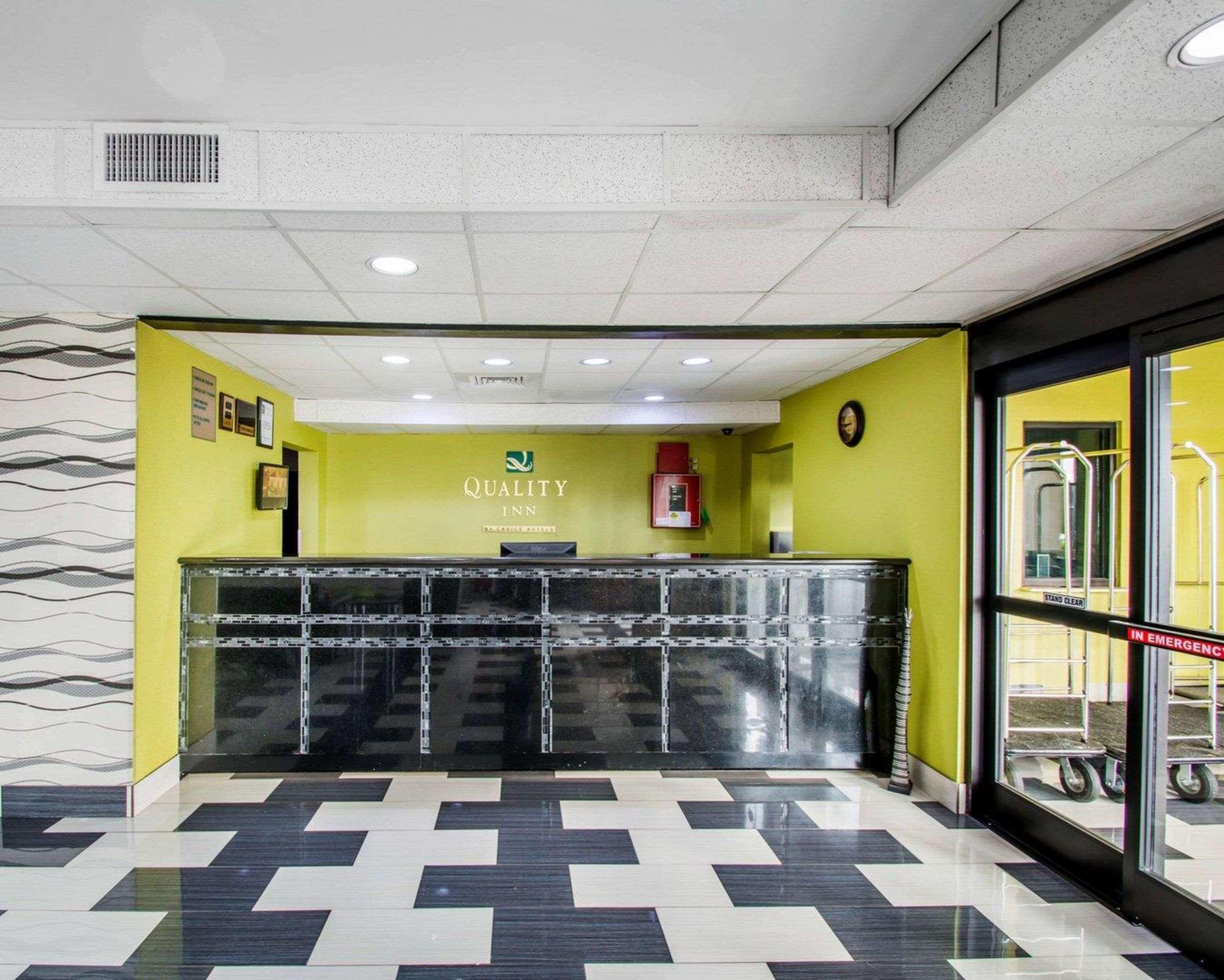 Vista Lobby Quality Inn Prattville I-65