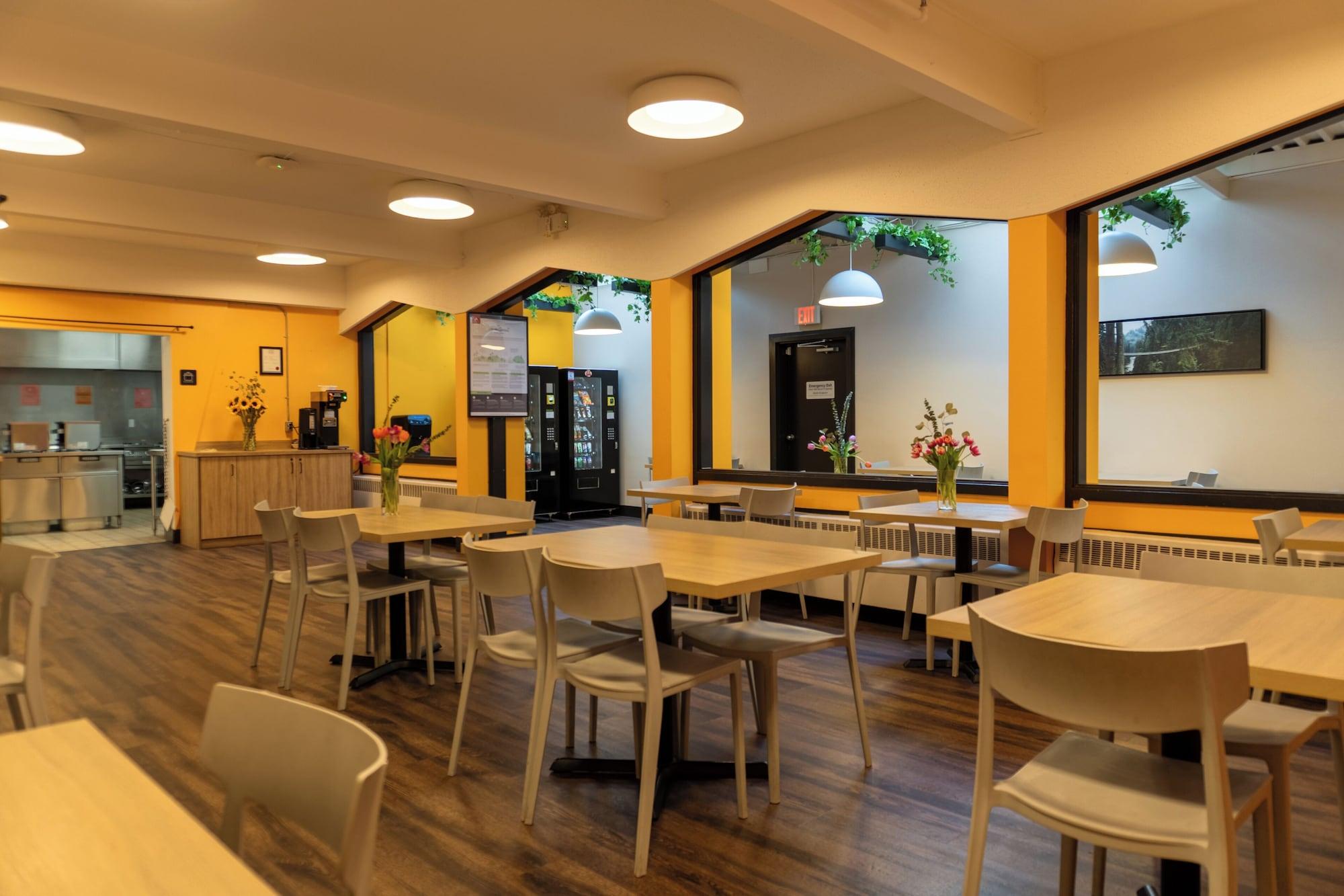 Restaurant HI Vancouver Downtown - Hostel