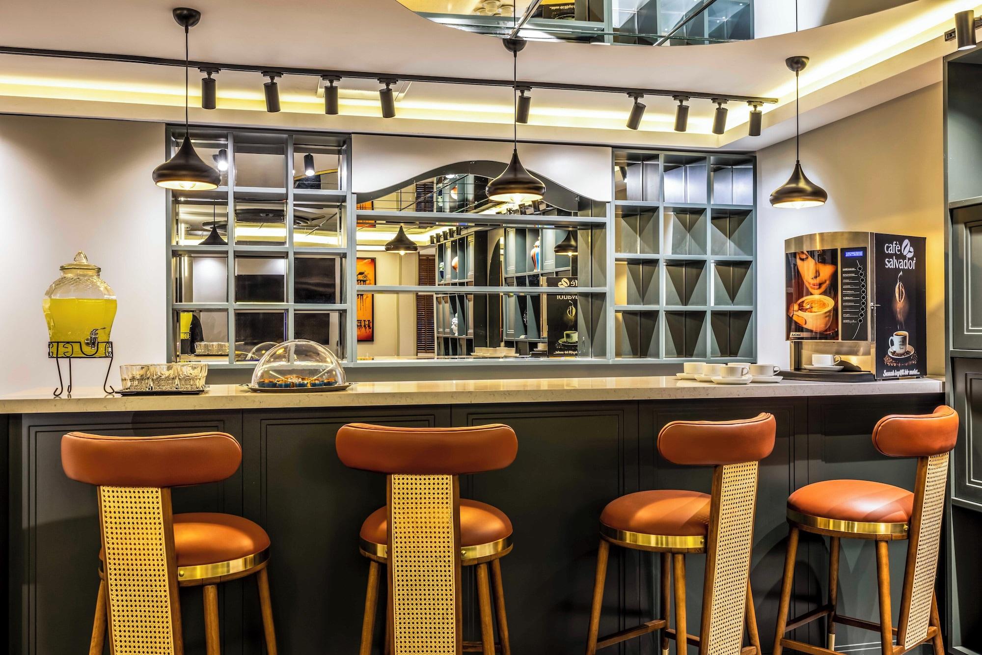 Bar/Salón Sistina Old City Hotel