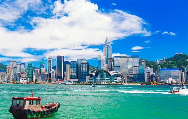 The Oak & Anchor - Hong Kong Houseboat