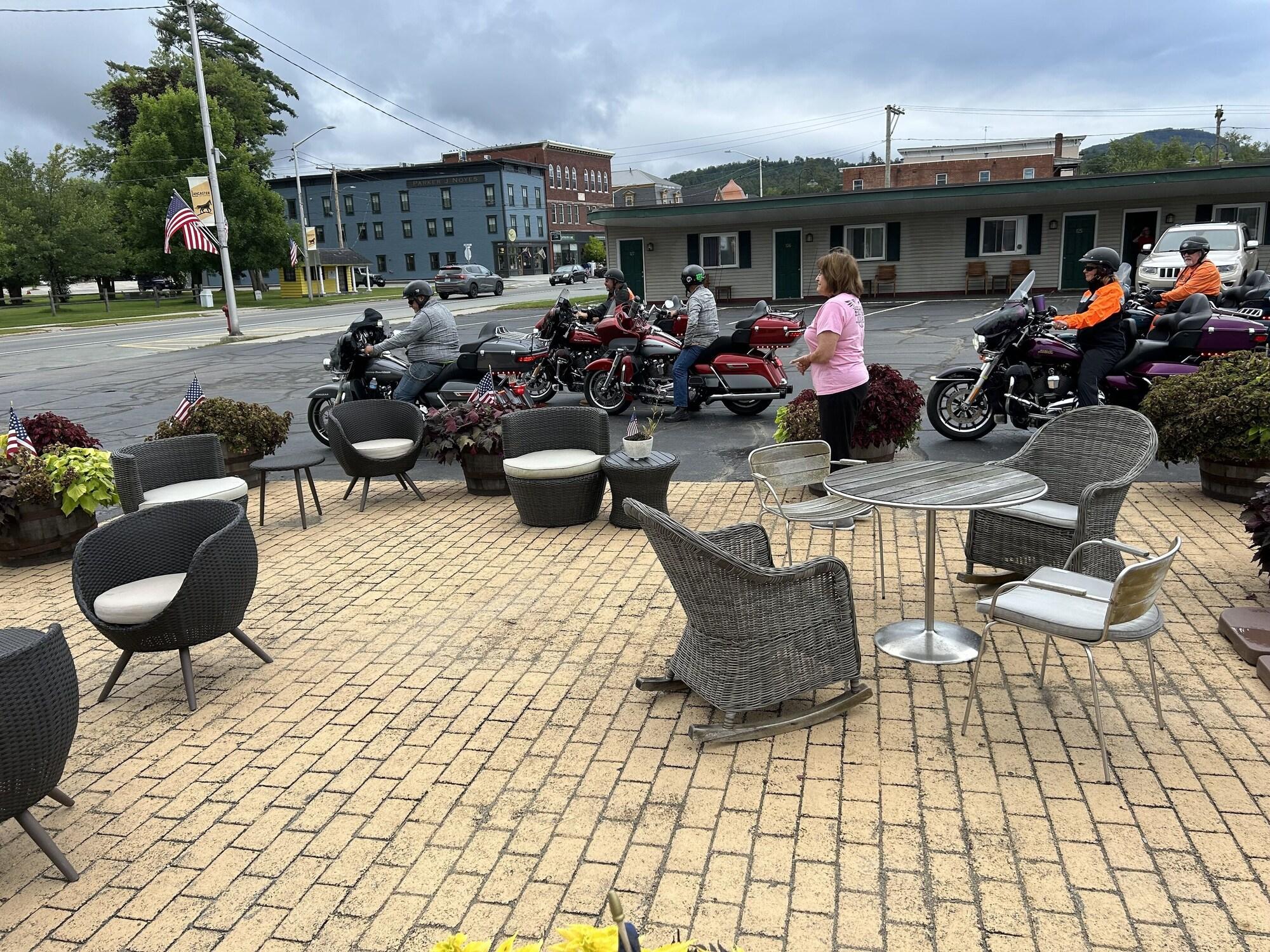 Vista Exterior The Lancaster Motel