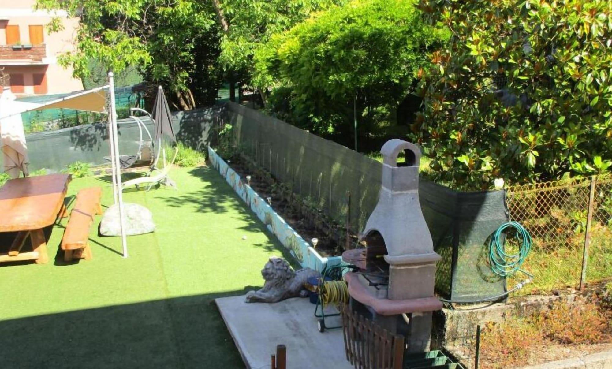 Instalaciones Recreativas Rainbow House