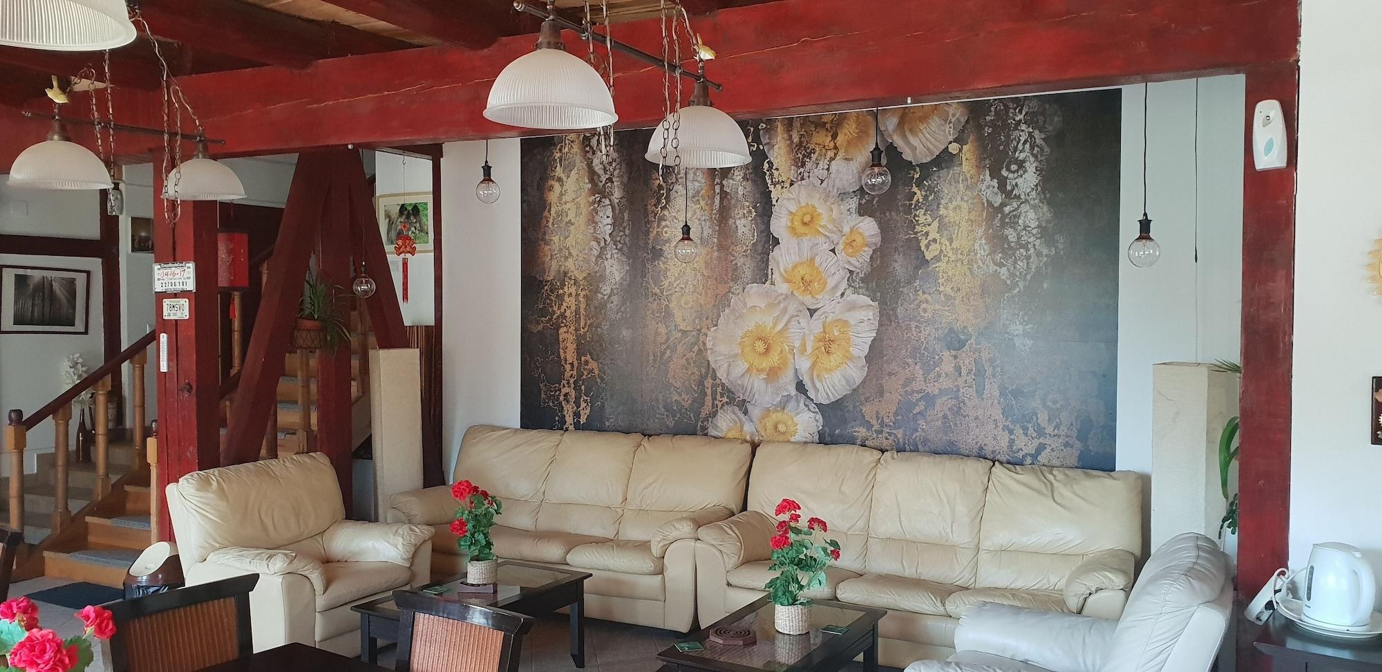 Vista Lobby Conacul Bunicilor