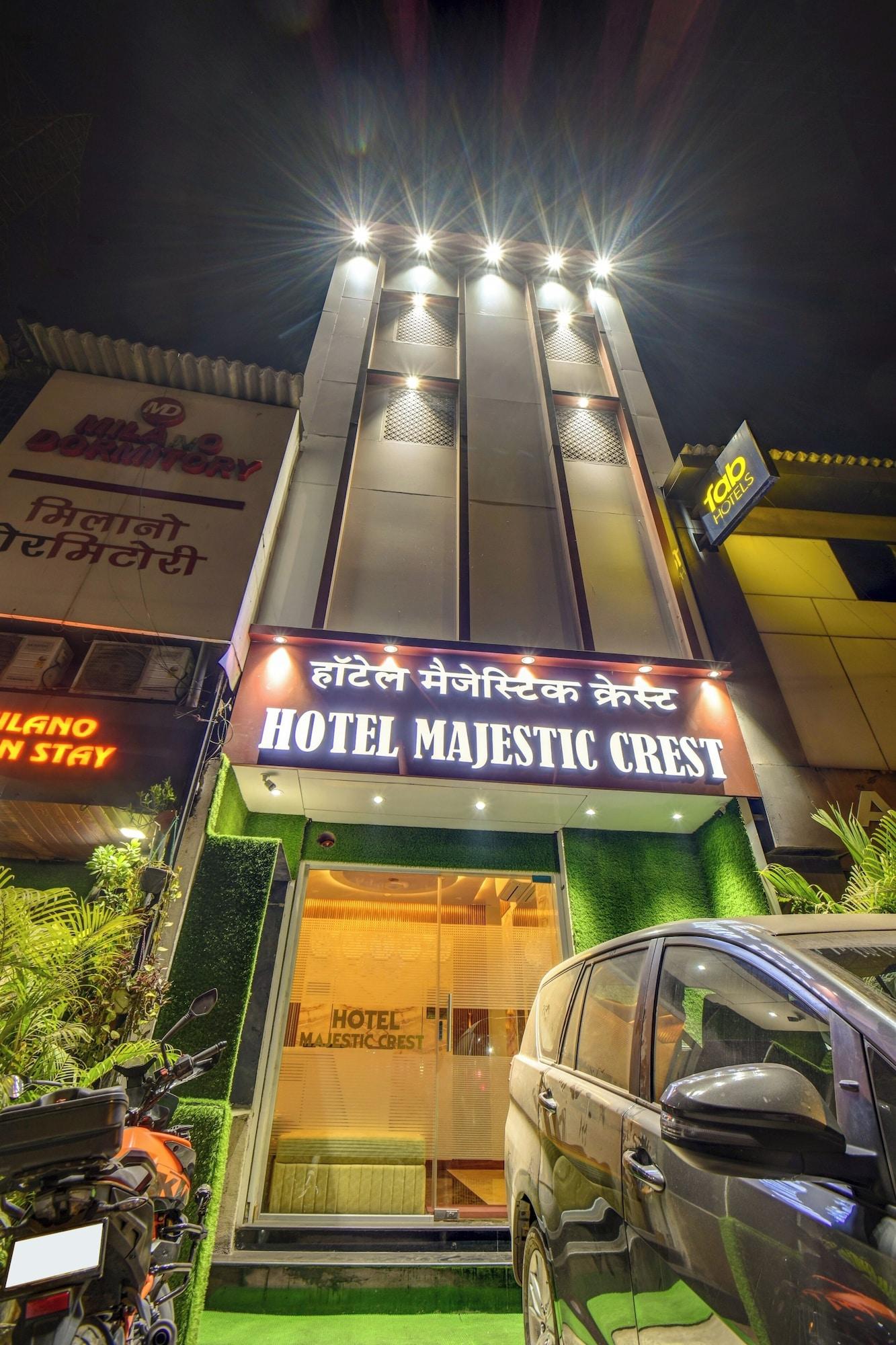 Vista Exterior Hotel Majestic Crest