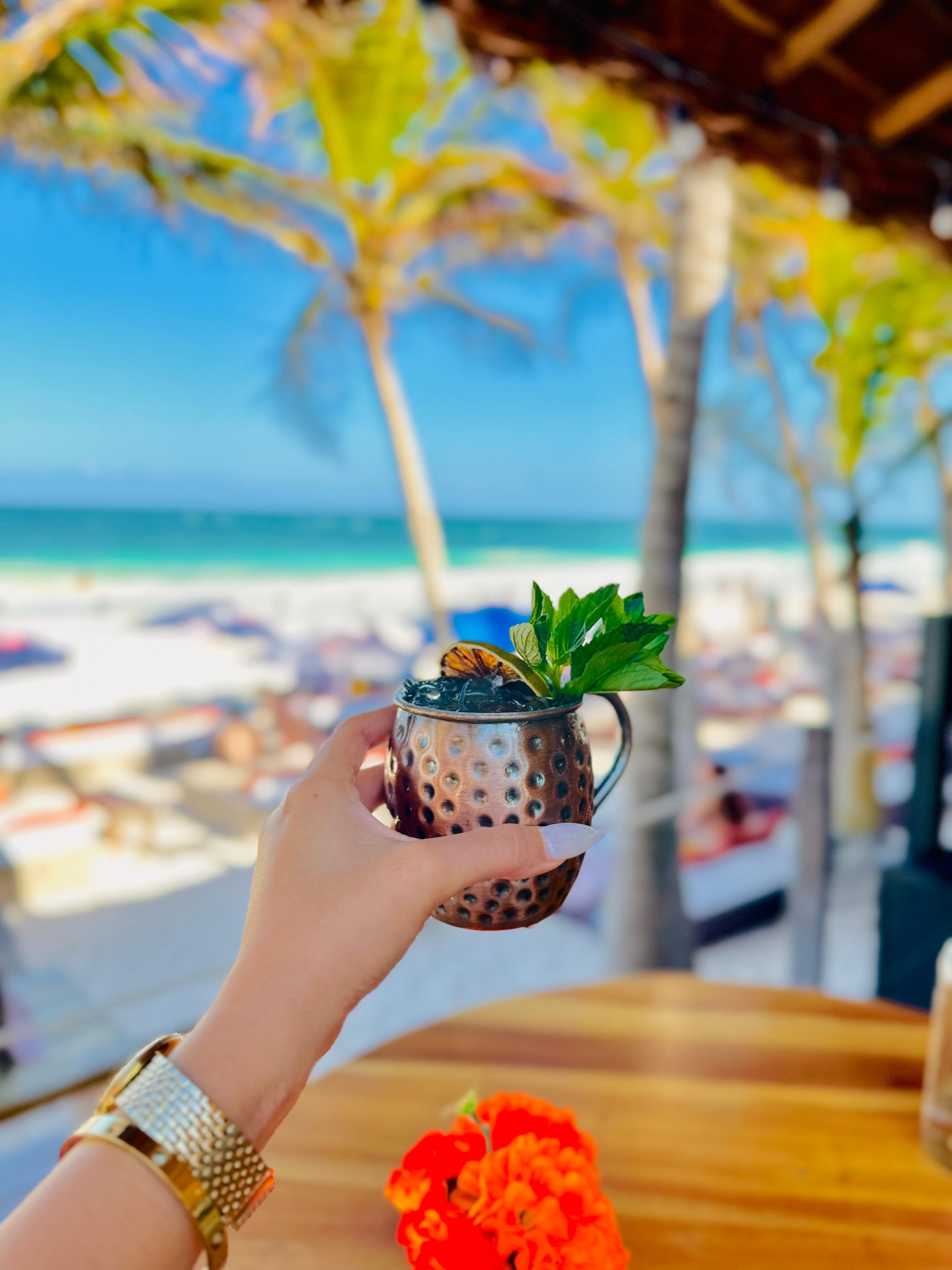 Bar/Salón Mia Tulum Tribe- Adults Only
