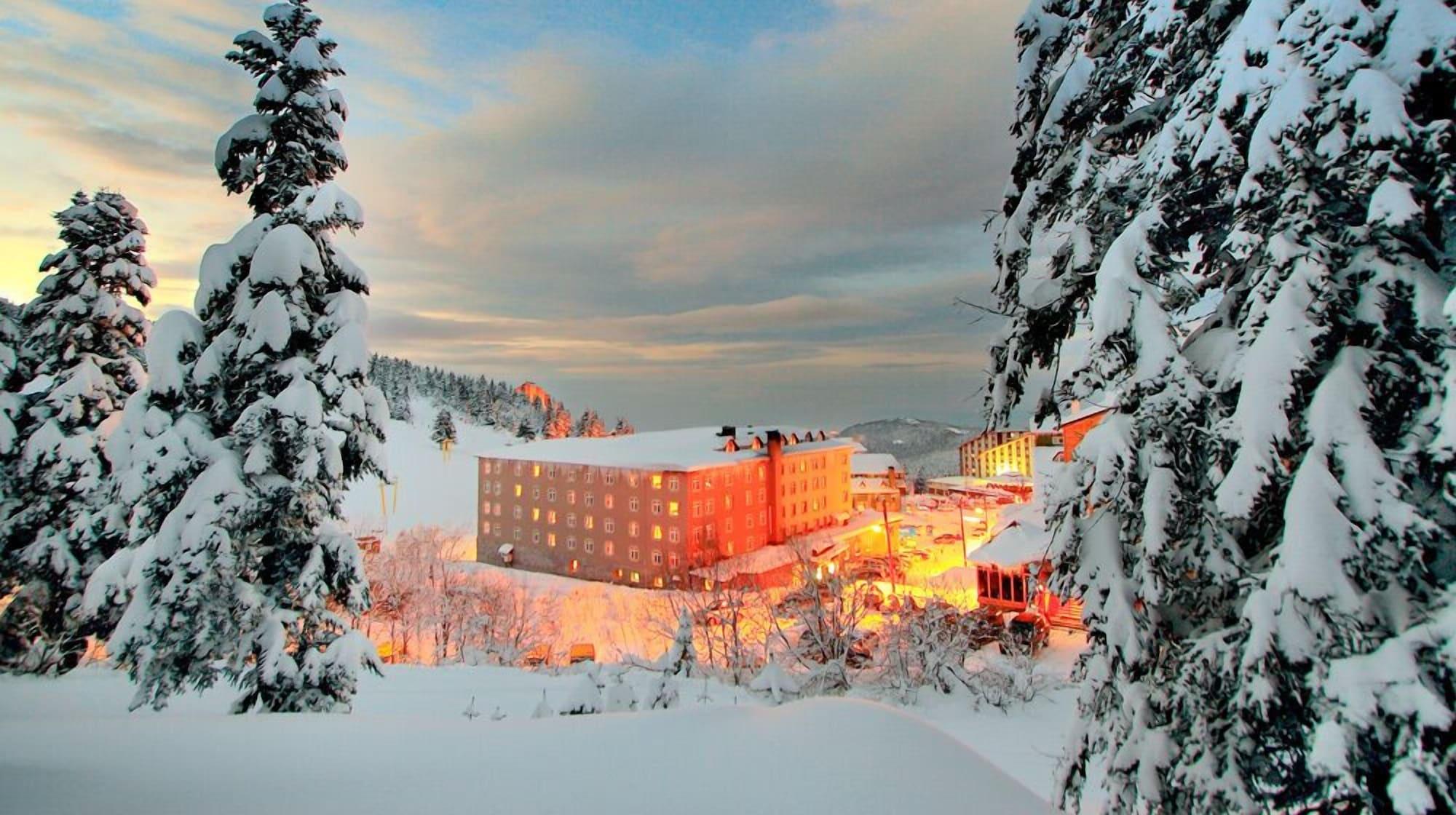 Vista Exterior Alkoclar Exclusive Uludag