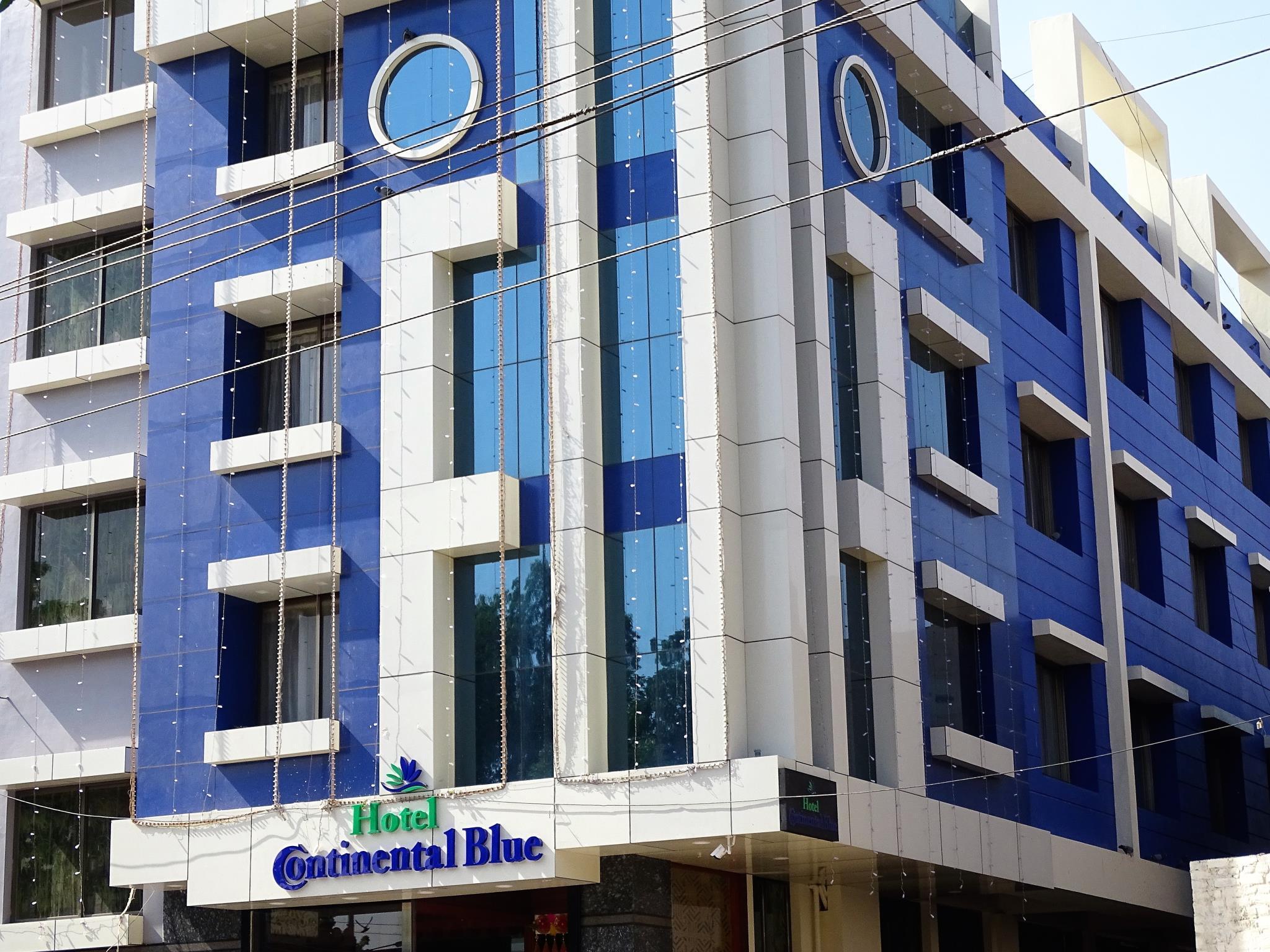 Vista Exterior Hotel Continental Blue