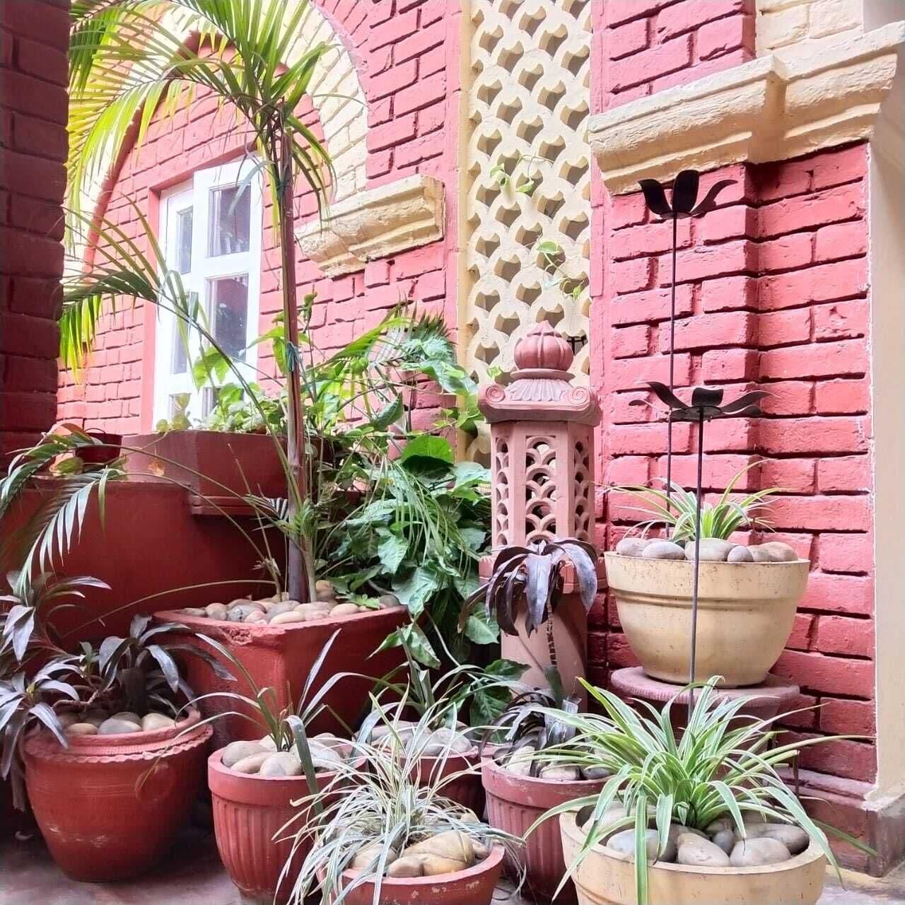 Vista Exterior Ranjit's SVAASA Amritsar