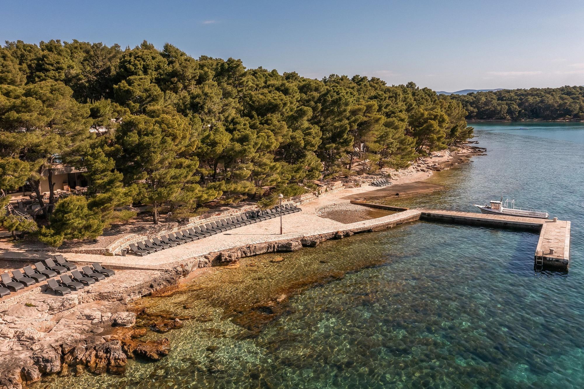 Vista Exterior Aminess Senses Hotel