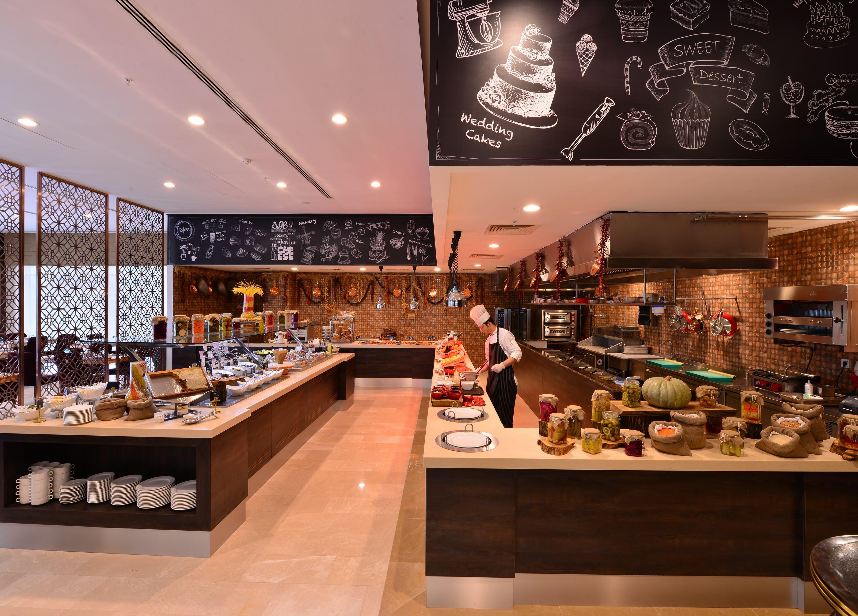 Restaurant Clarion Hotel Istanbul Mahmutbey