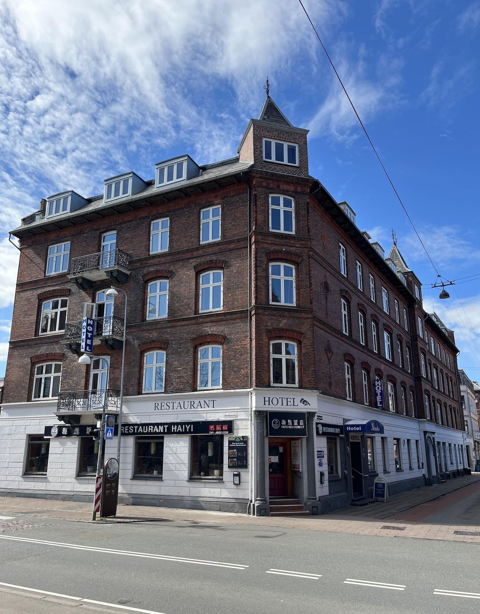 Varios Hotel Skandia